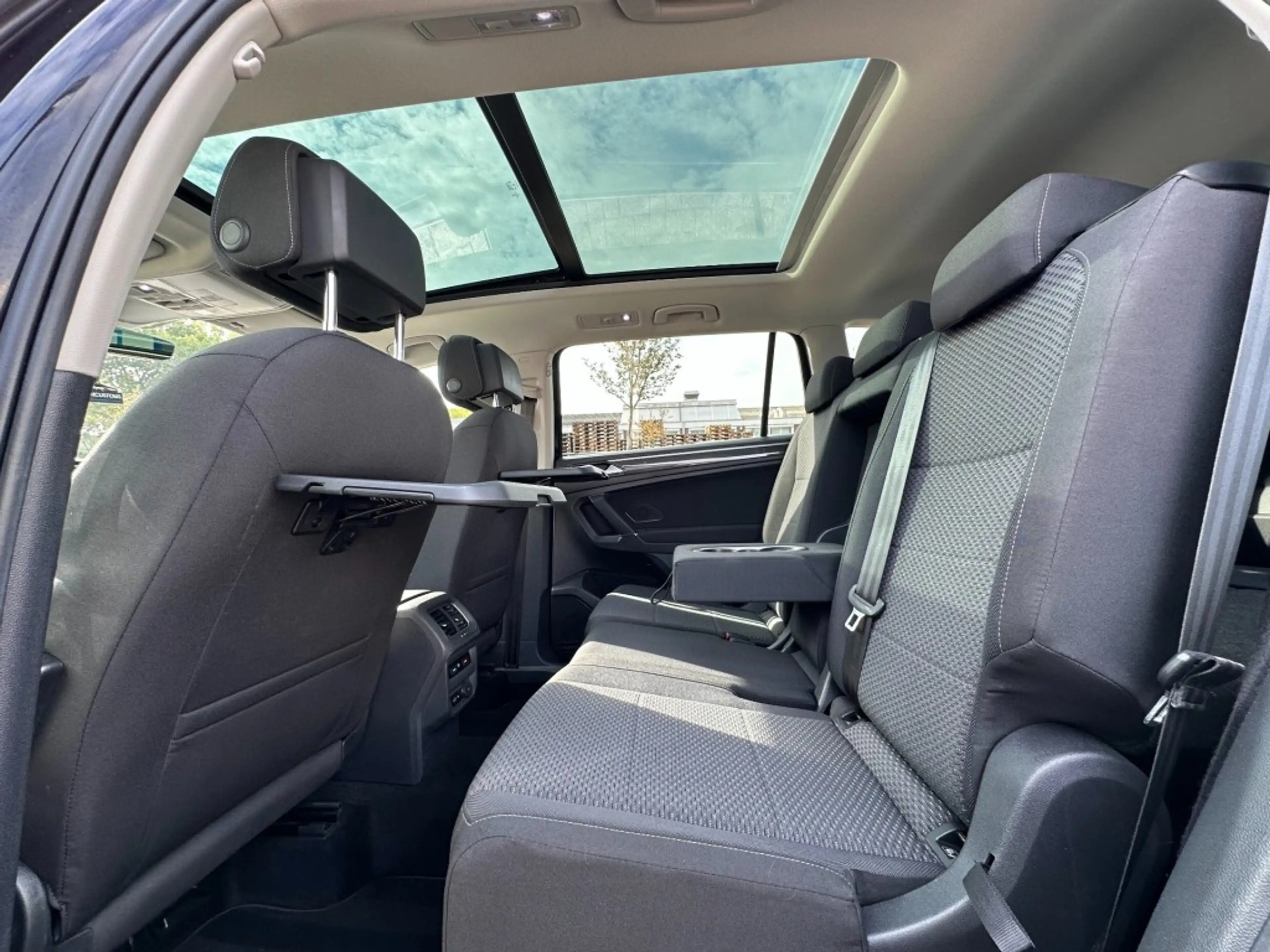 Volkswagen Tiguan Allspace 1.4 TSI Comfortline 7p.  Trekhaak  Panoramadak   e — photo 26