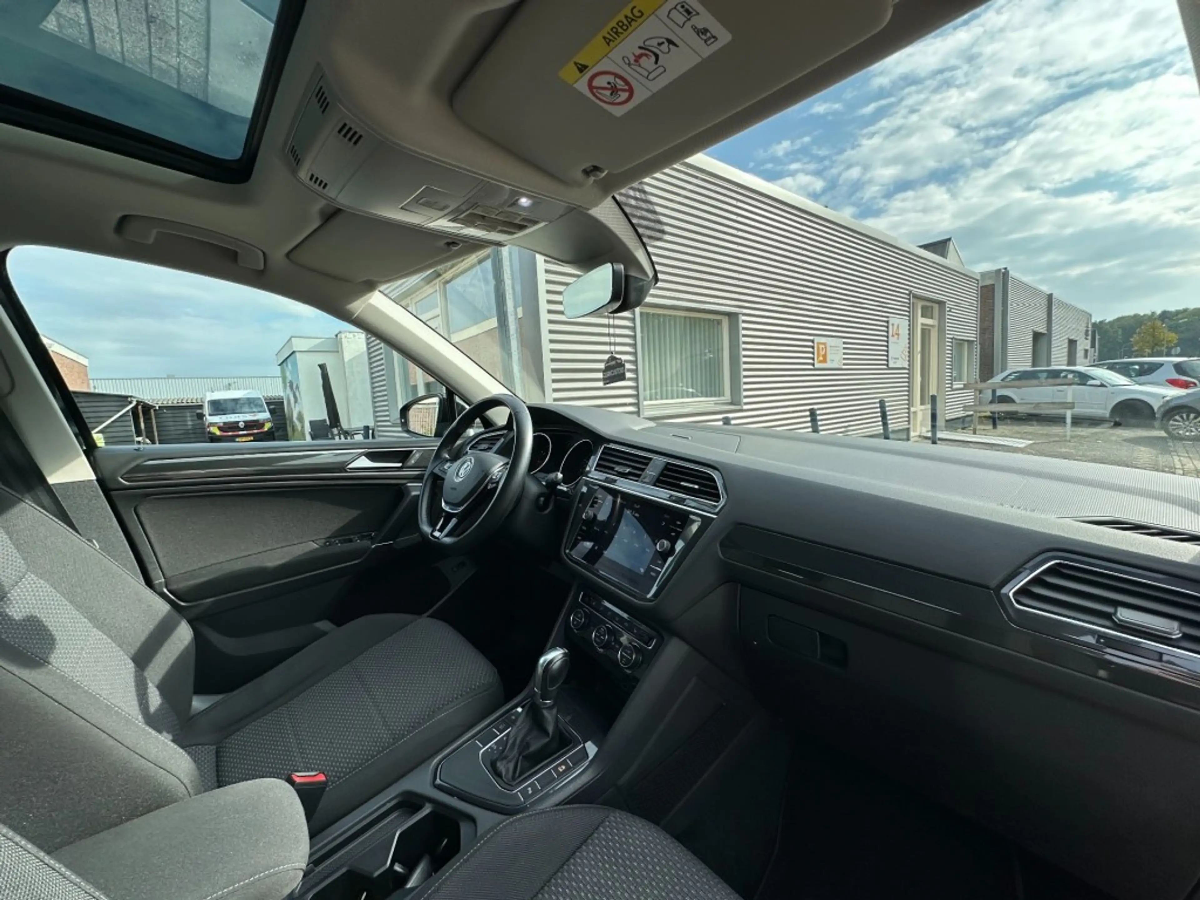 Volkswagen Tiguan Allspace 1.4 TSI Comfortline 7p.  Trekhaak  Panoramadak   e — photo 28