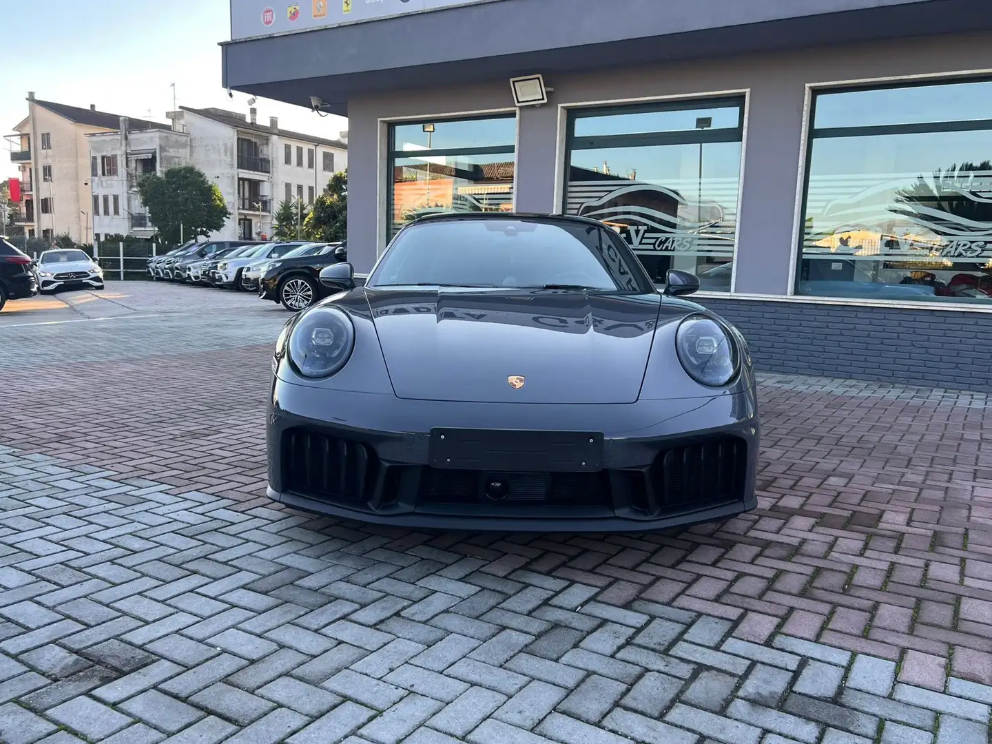 Porsche 992 GTS ACCONTO €69.650 NOLEGGIO RISCATTO NOSCORING Gris - 2