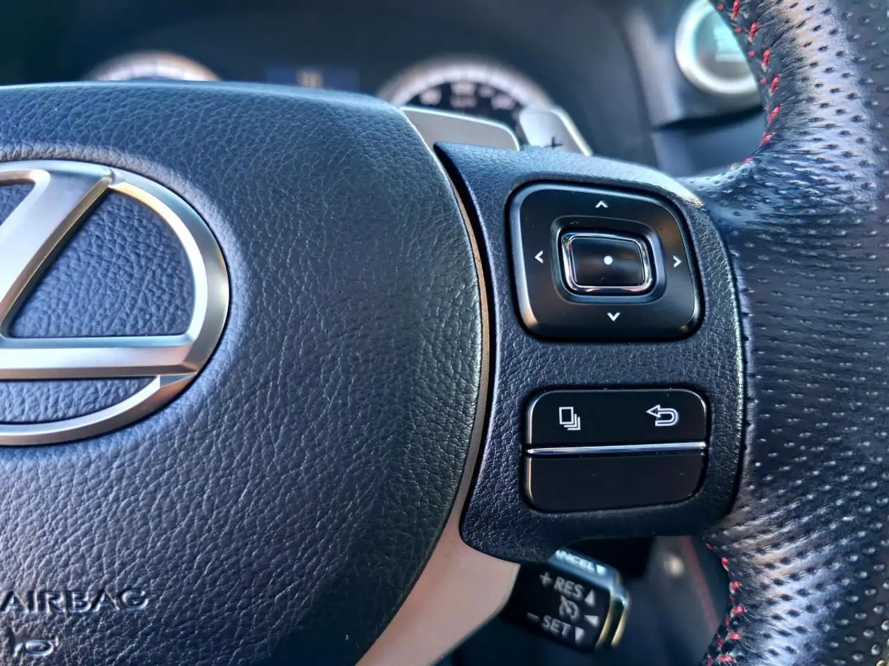 Lexus NX снимка Lexus NX