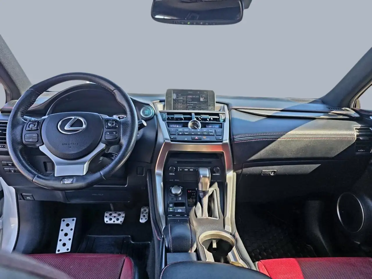 Lexus NX снимка Lexus NX