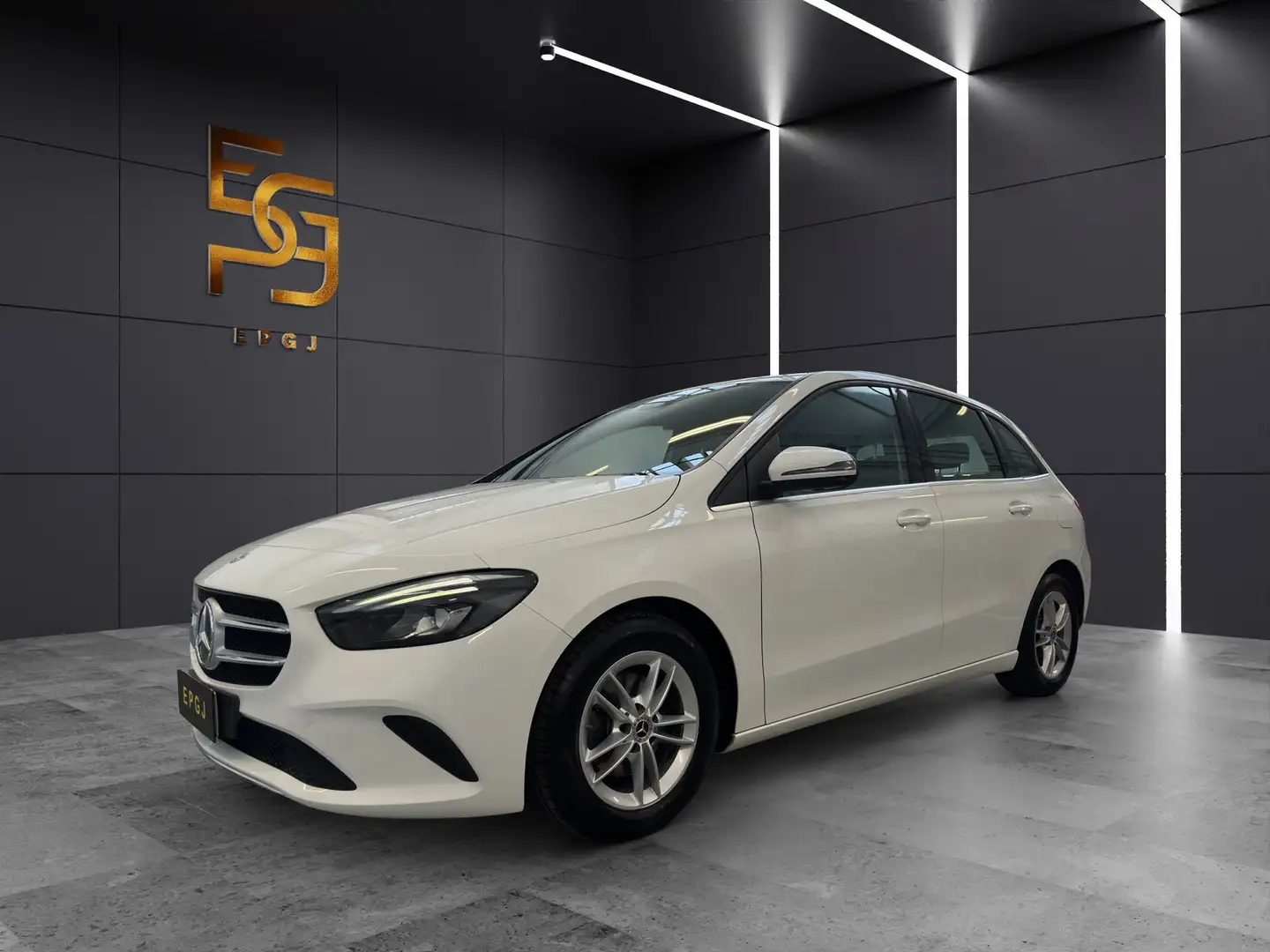 Mercedes-Benz B 180 d Sport Tech auto - 1