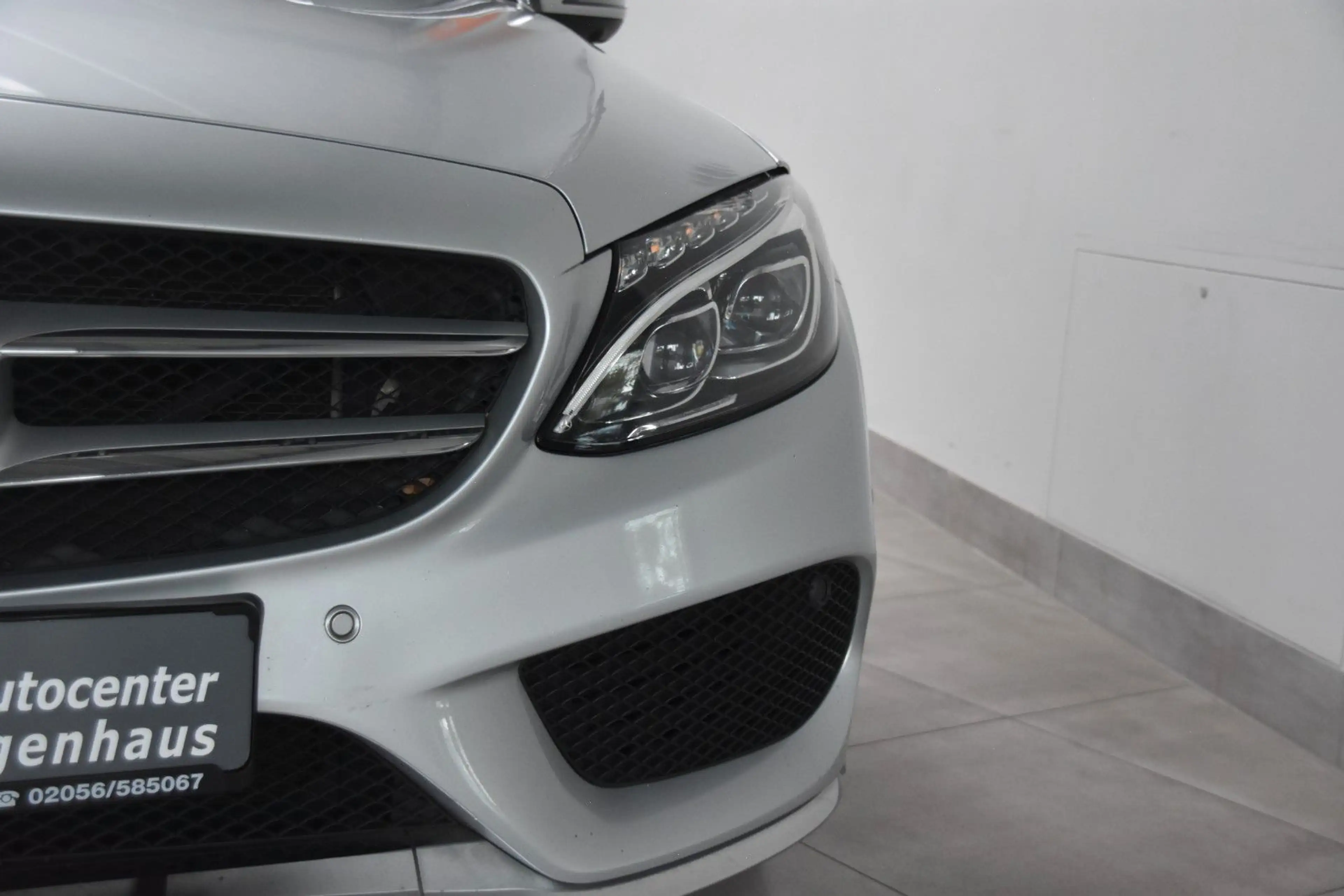 Mercedes-Benz C 400 T 4Matic AMG Panorama 360° Leder — photo 9
