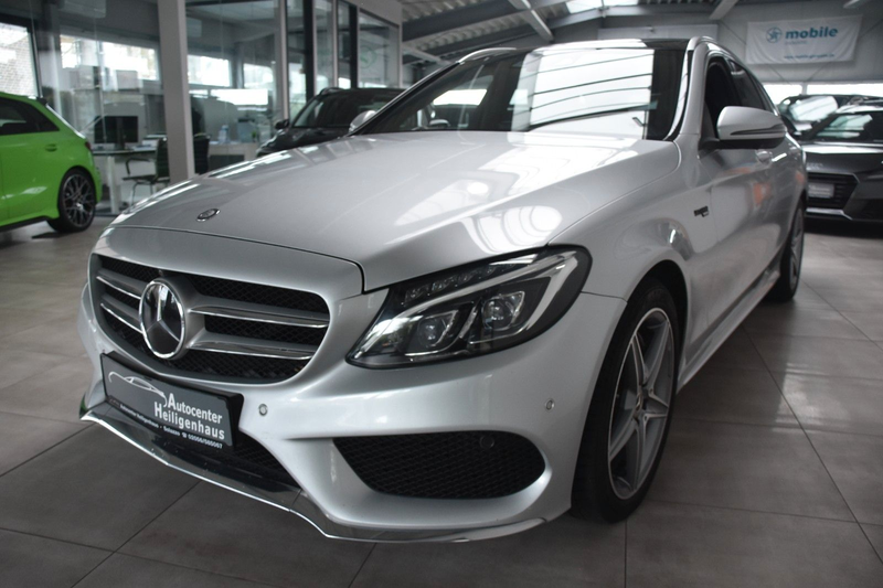 Mercedes-Benz C 400 T 4Matic AMG Panorama 360° Leder — photo 7