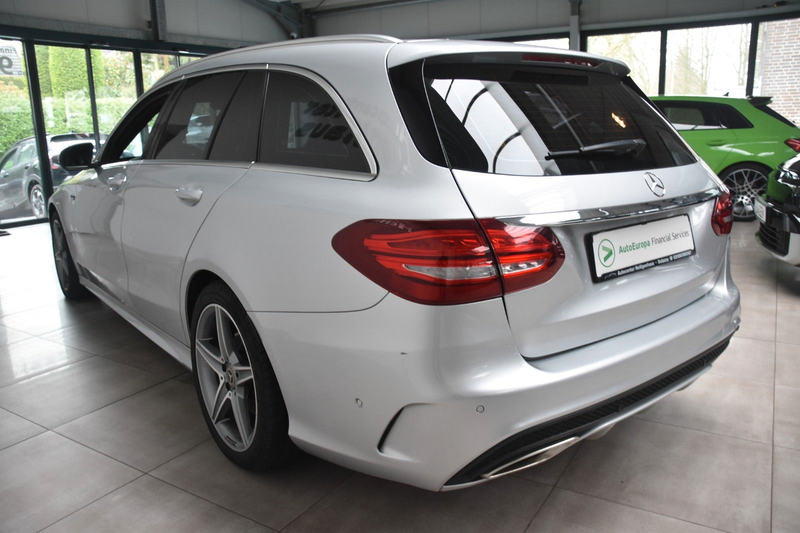 Mercedes-Benz C 400 T 4Matic AMG Panorama 360° Leder — photo 5