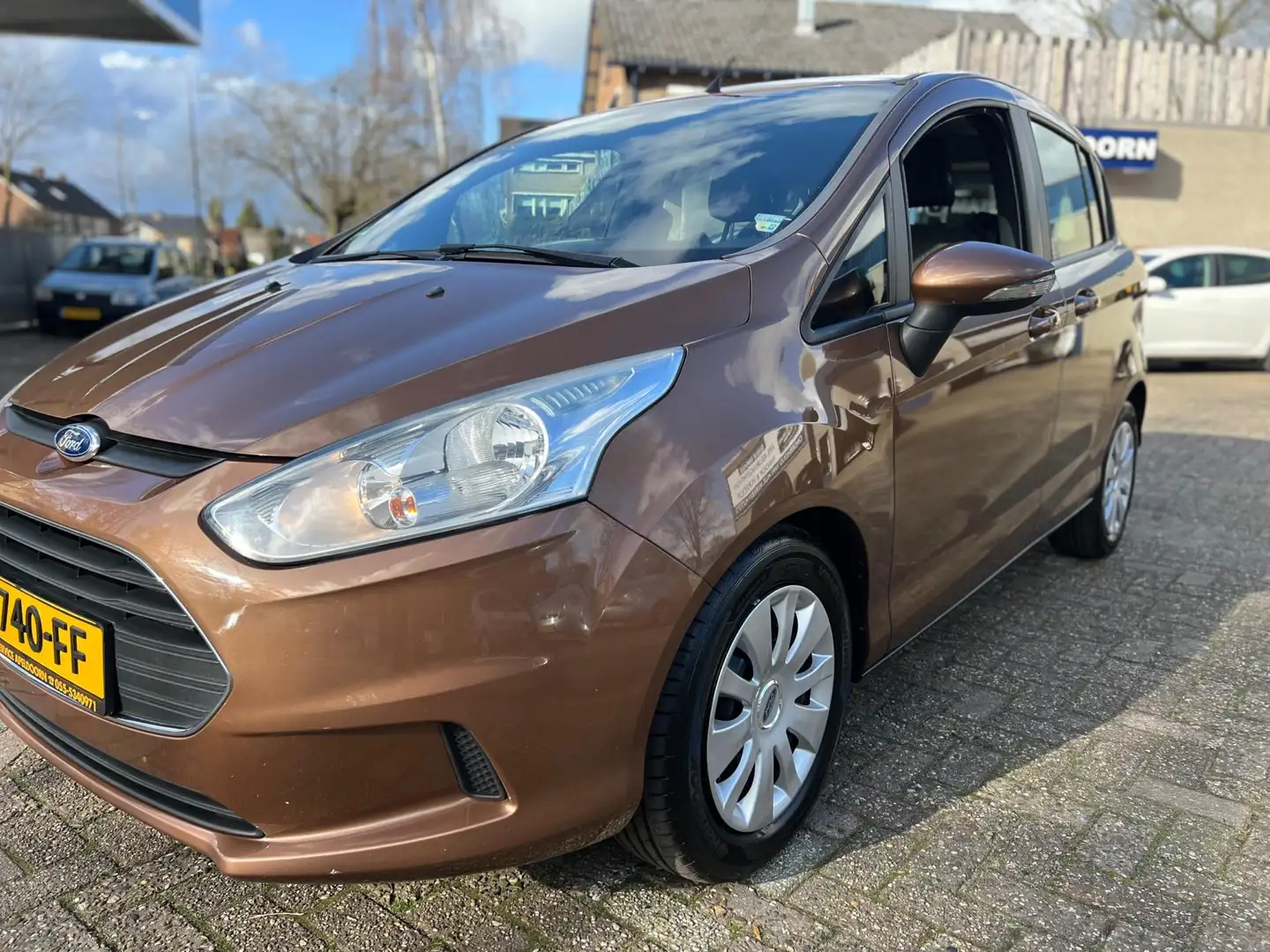 Ford B-Max 1.0 EcoBoost Trend *ELEKTR. RAMEN*AIRCO*BOORDCOMP. Bruin - 2