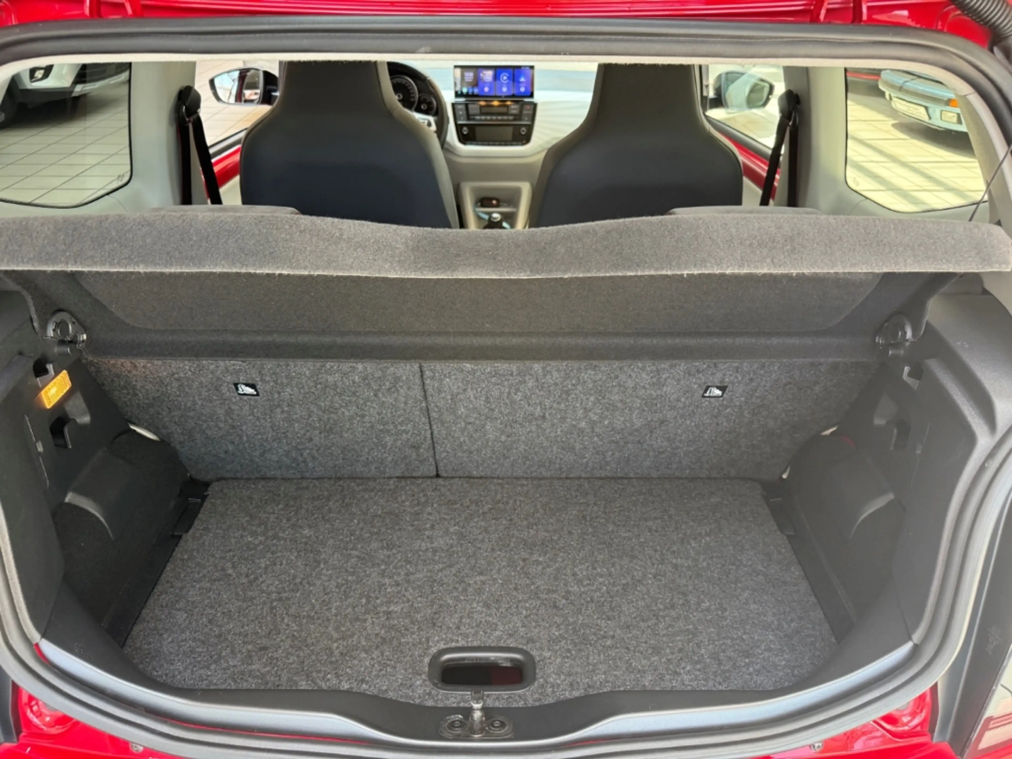Volkswagen up! beats BMT Start-Stopp Scheckheft Soundsystem Dyn. — photo 14
