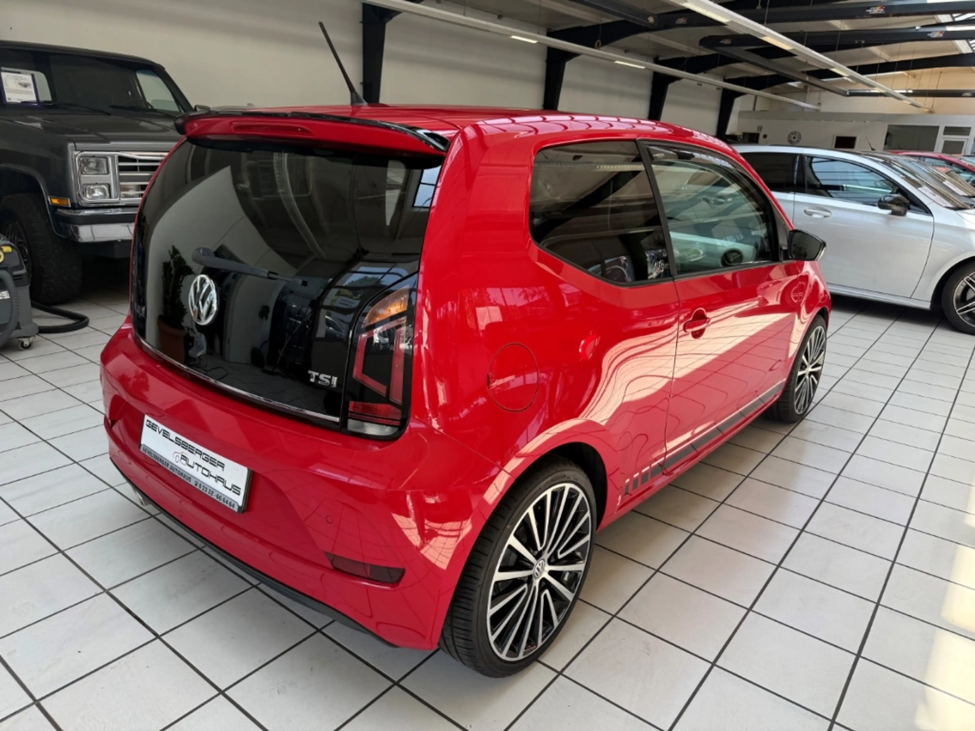 Volkswagen up! beats BMT Start-Stopp Scheckheft Soundsystem Dyn. — photo 6