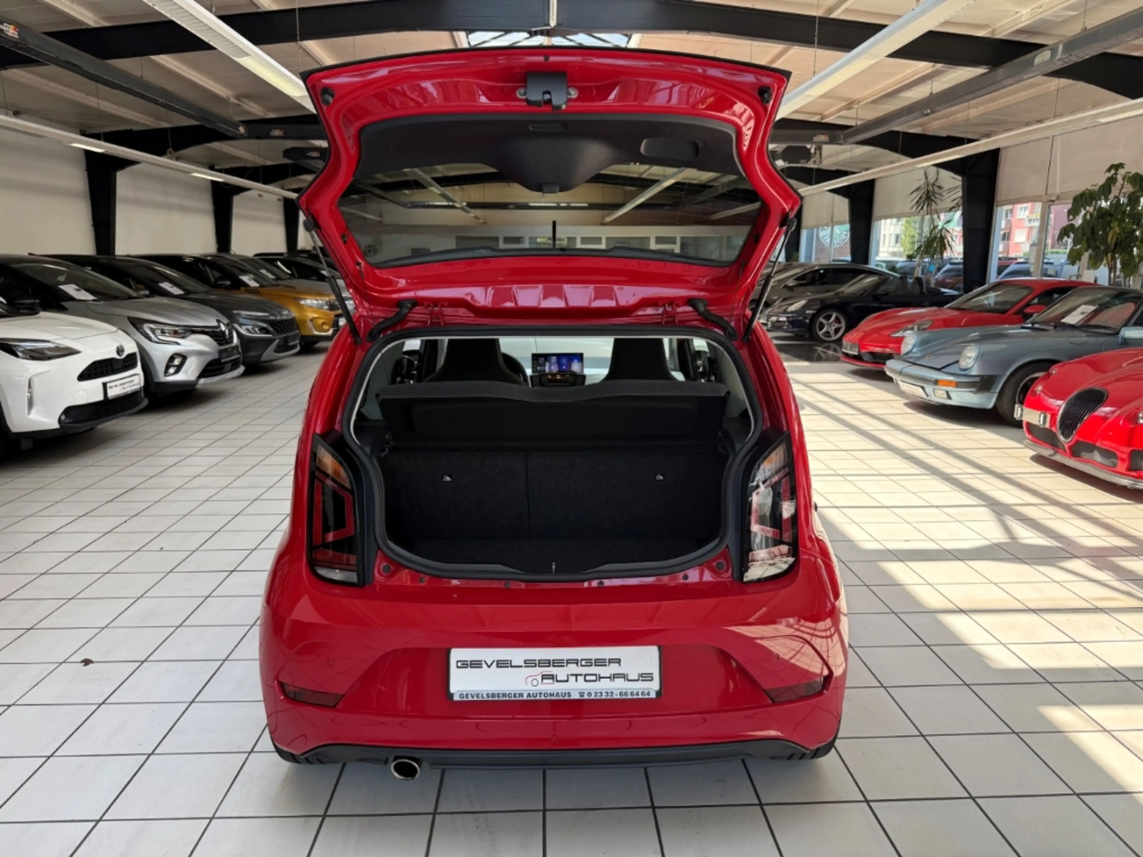 Volkswagen up! beats BMT Start-Stopp Scheckheft Soundsystem Dyn. — photo 15