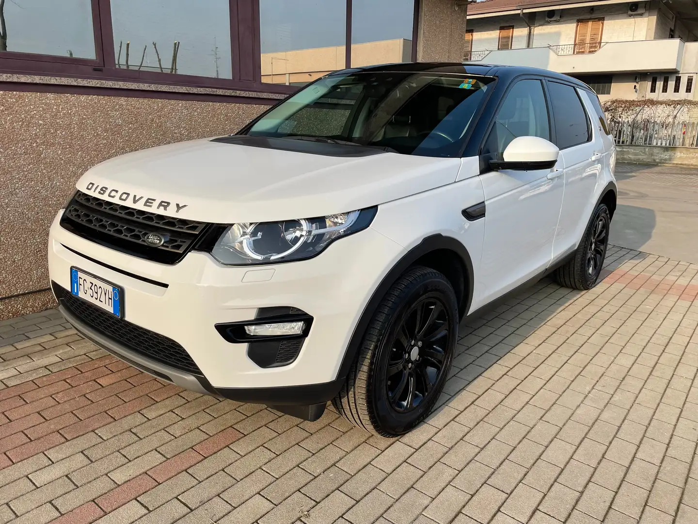 Land Rover Discovery Sport Discovery Sport 2.0 td4 HSE Luxury awd 150cv auto Blanco - 1