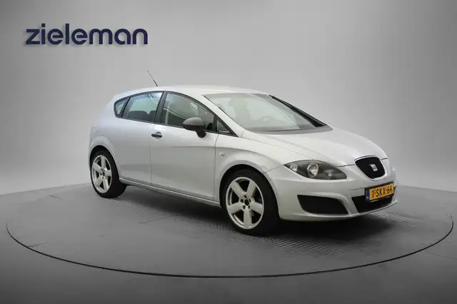 SEAT Leon 1.4 16v - Airco, Lichtmetalen Velgen