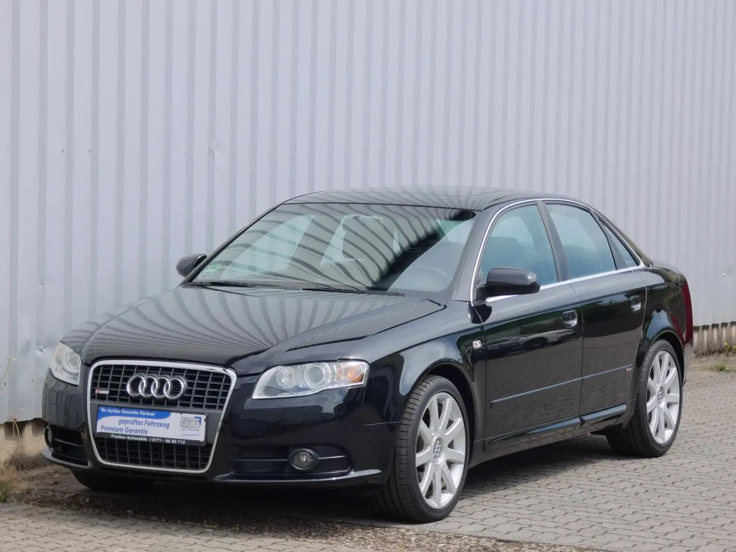 Audi A4 Lim. 2.0 TFSI quattro-S Line-Navi-Leder-Xenon Schwarz - 1