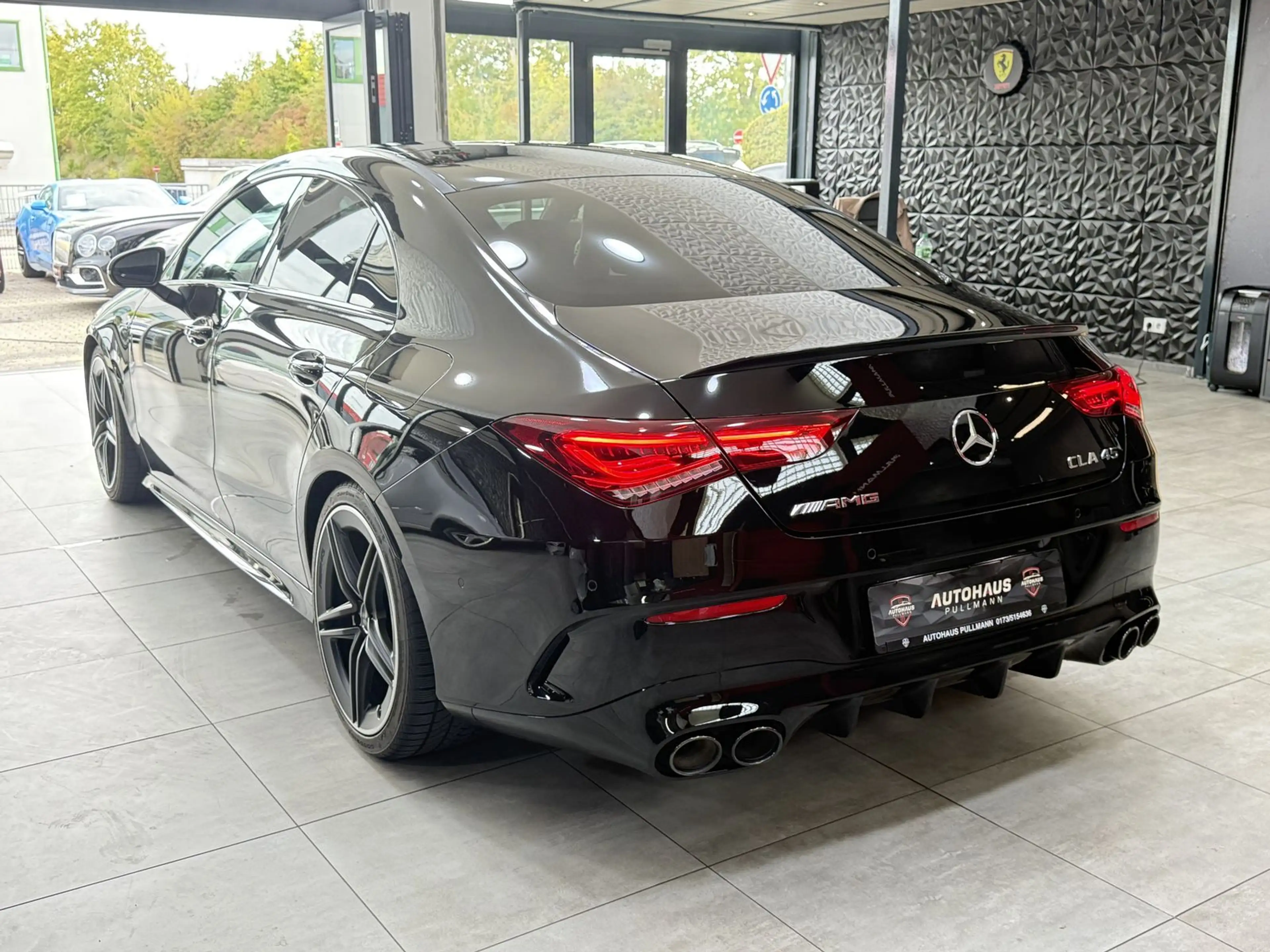 Mercedes-Benz CLA 45 AMG 4Matic PERFORMANCE*PANO*LED*RÜCKFAHRK — photo 2