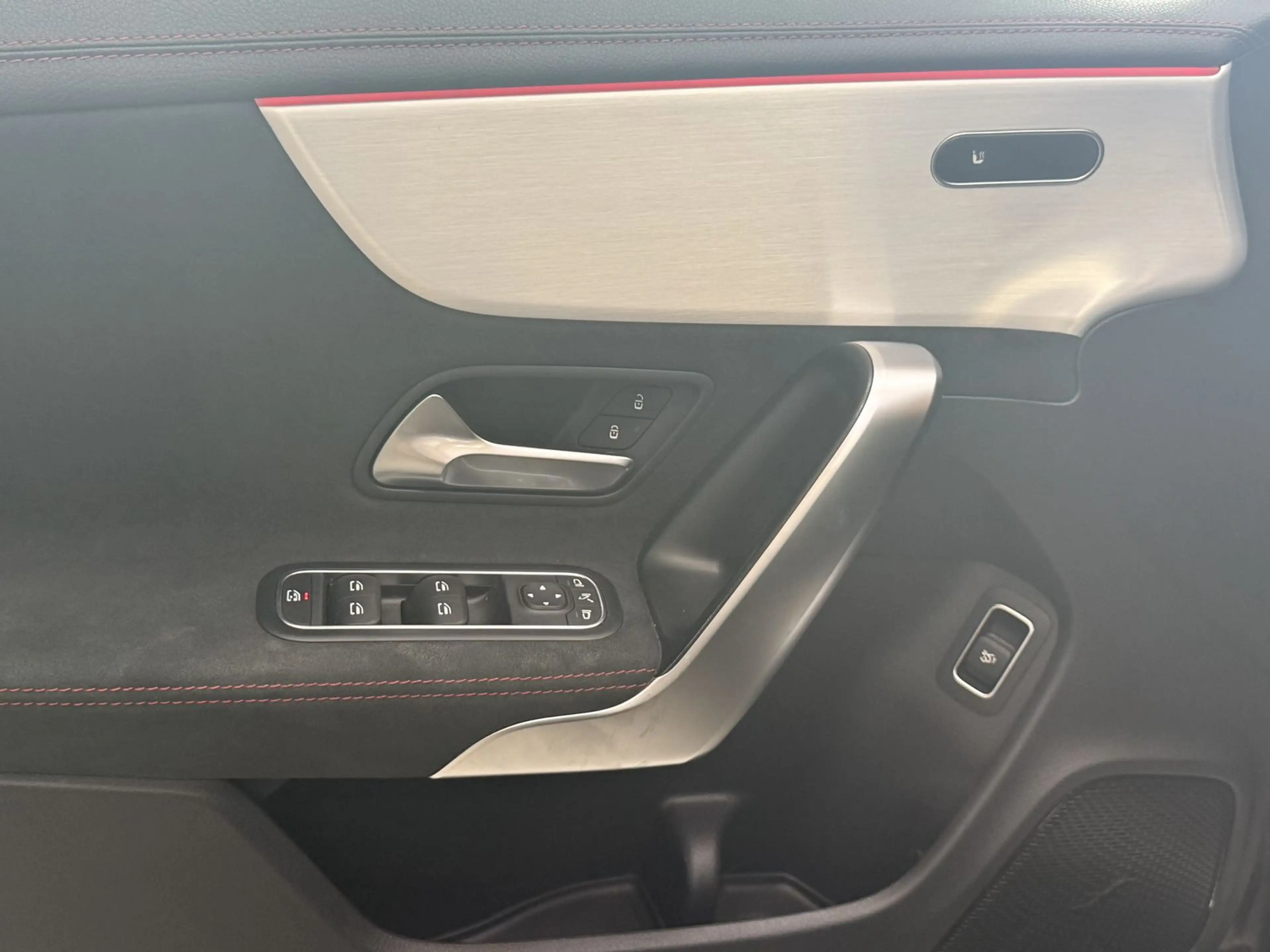 Mercedes-Benz CLA 45 AMG 4Matic PERFORMANCE*PANO*LED*RÜCKFAHRK — photo 13