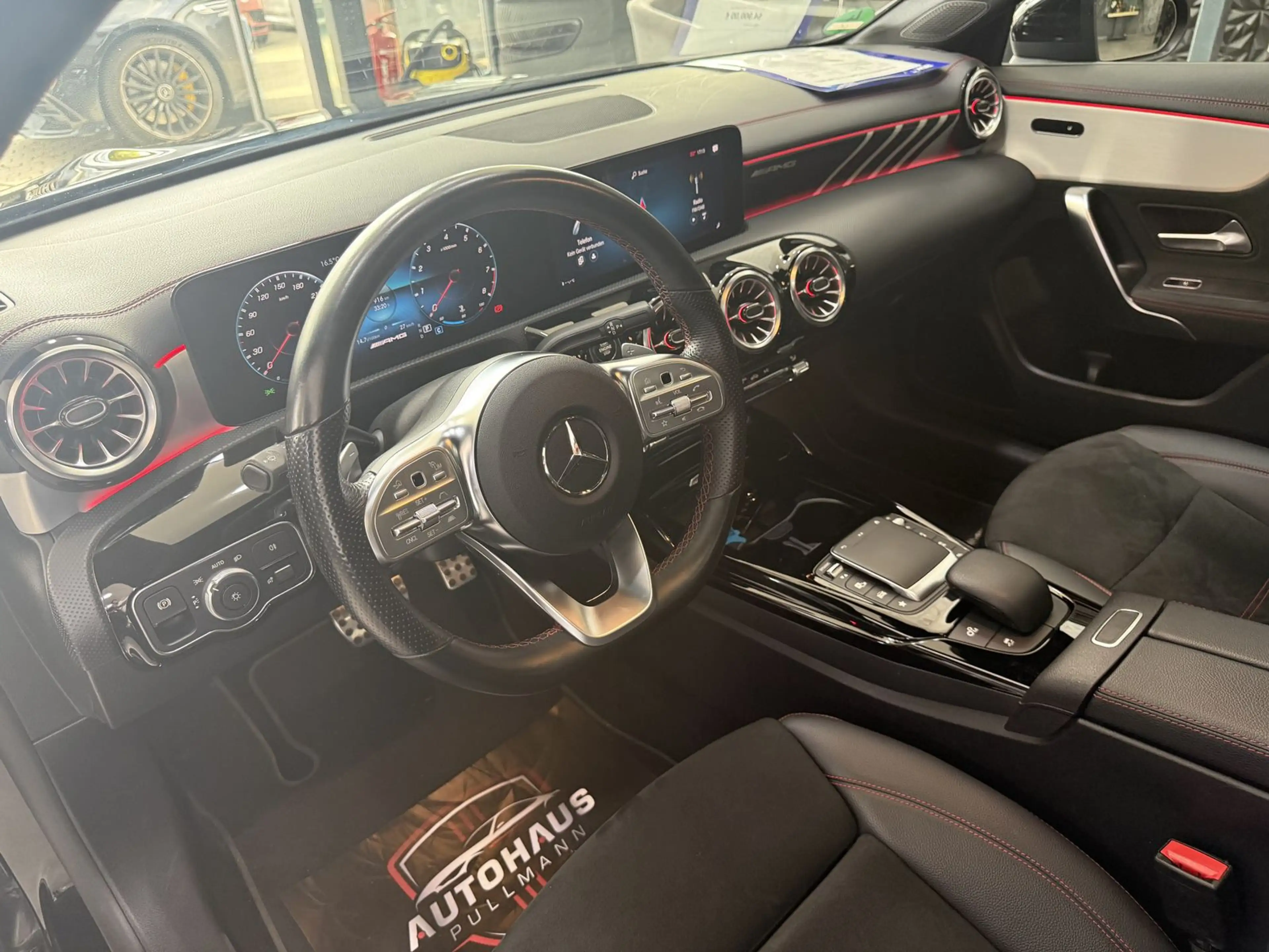 Mercedes-Benz CLA 45 AMG 4Matic PERFORMANCE*PANO*LED*RÜCKFAHRK — photo 12