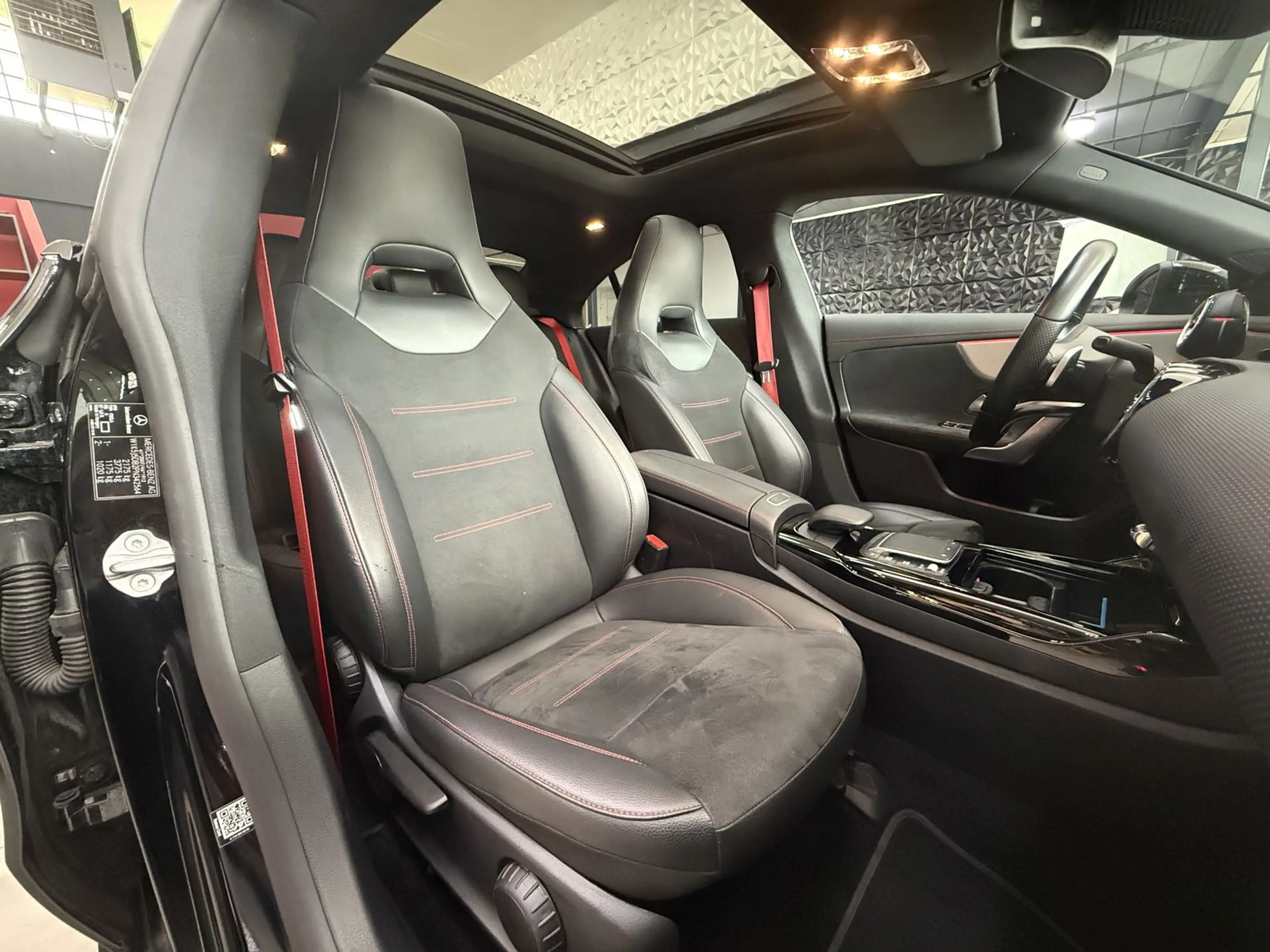 Mercedes-Benz CLA 45 AMG 4Matic PERFORMANCE*PANO*LED*RÜCKFAHRK — photo 14