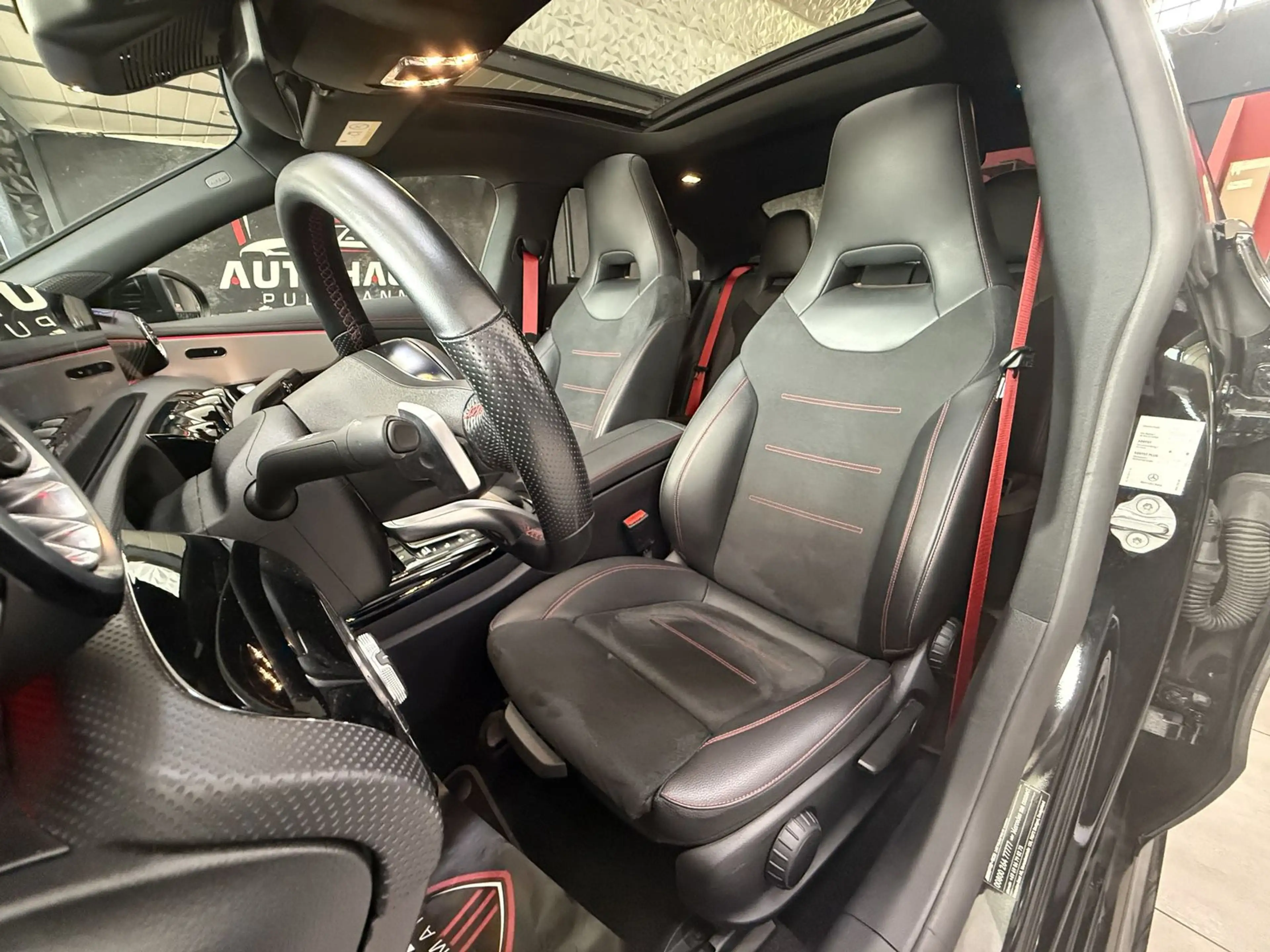 Mercedes-Benz CLA 45 AMG 4Matic PERFORMANCE*PANO*LED*RÜCKFAHRK — photo 11