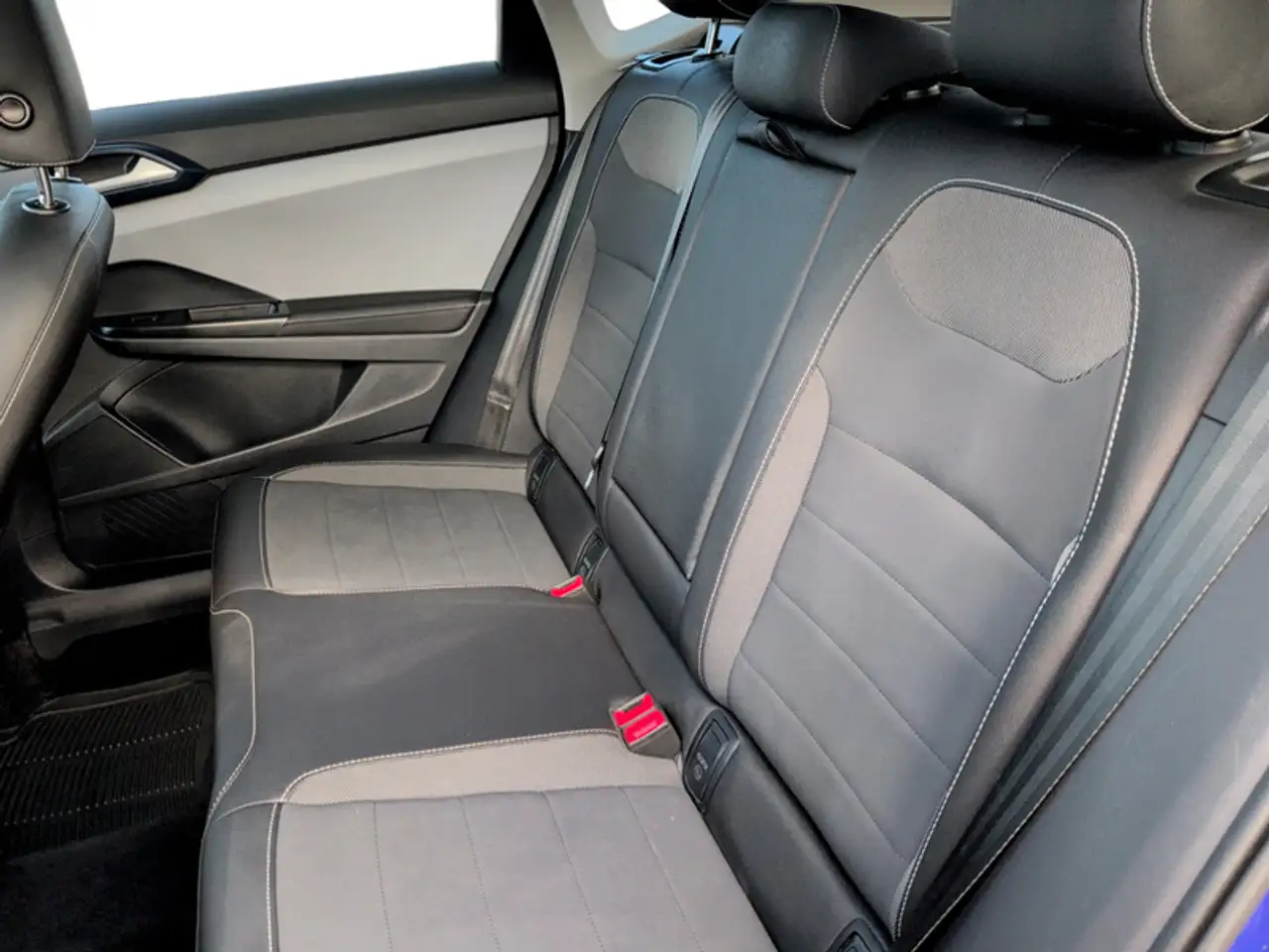 Volkswagen Taos снимка Volkswagen Taos