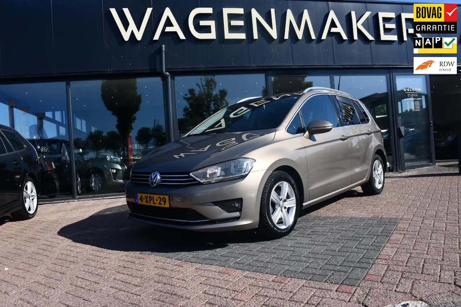 Volkswagen Golf Sportsvan 1.4 TSI Highline AUT NAVI|Schuifdak Beige - 1