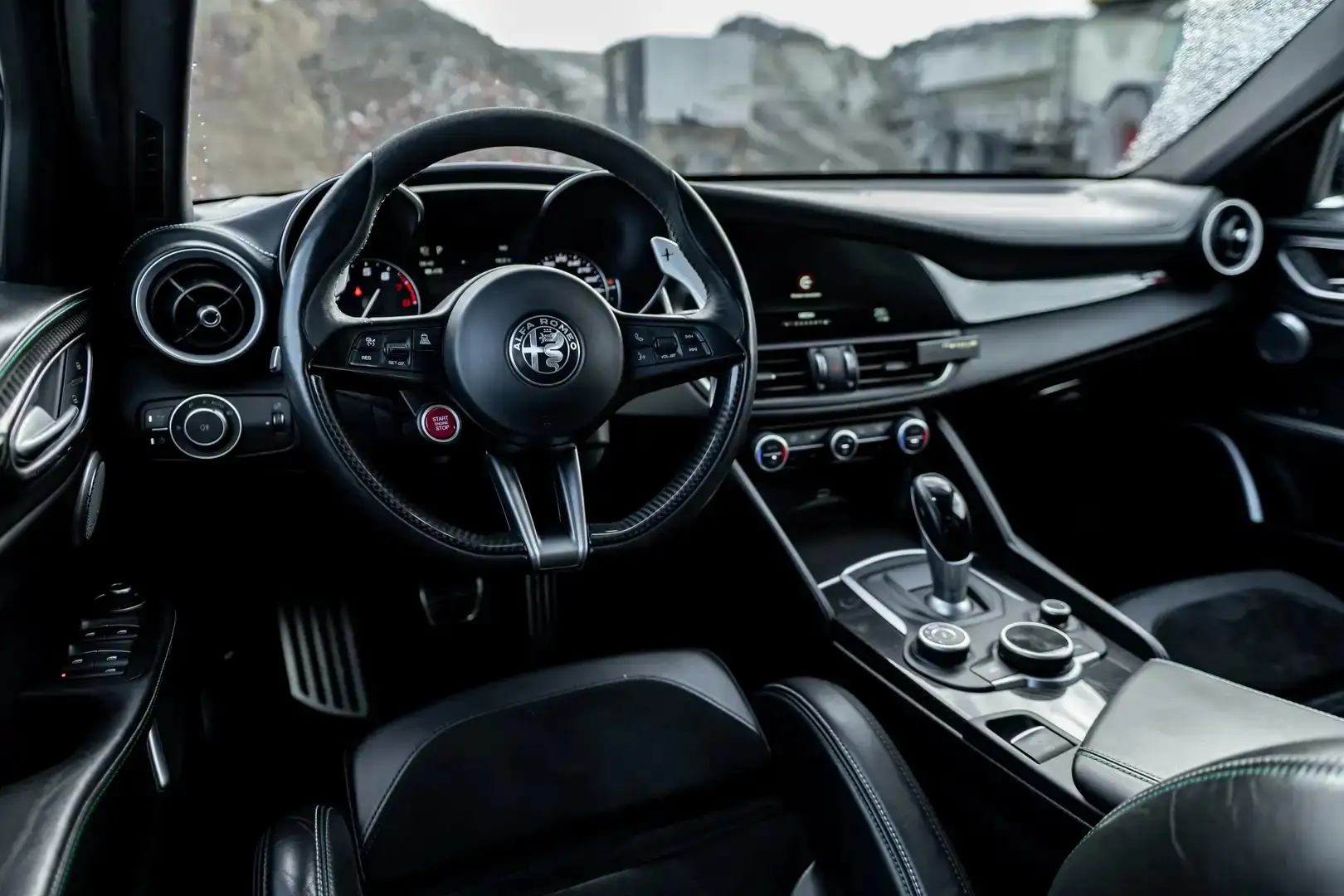 Alfa Romeo Giulia Giulia 2.9 V6 Bi-Turbo Quadrifoglio Wit - 2