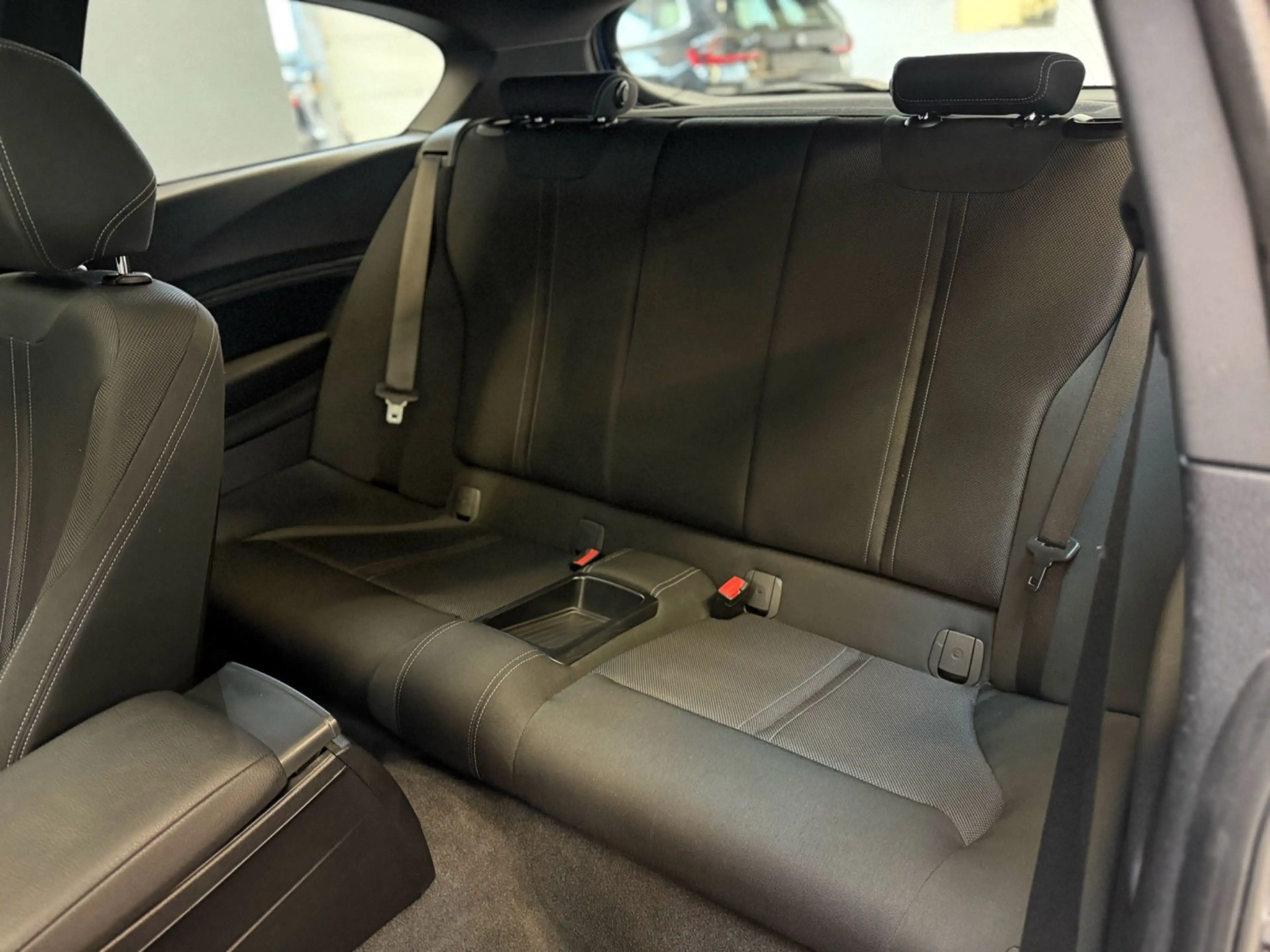 BMW 118 d M Sport LED/AHK/Navi/Schiebedach/SHZ — photo 14