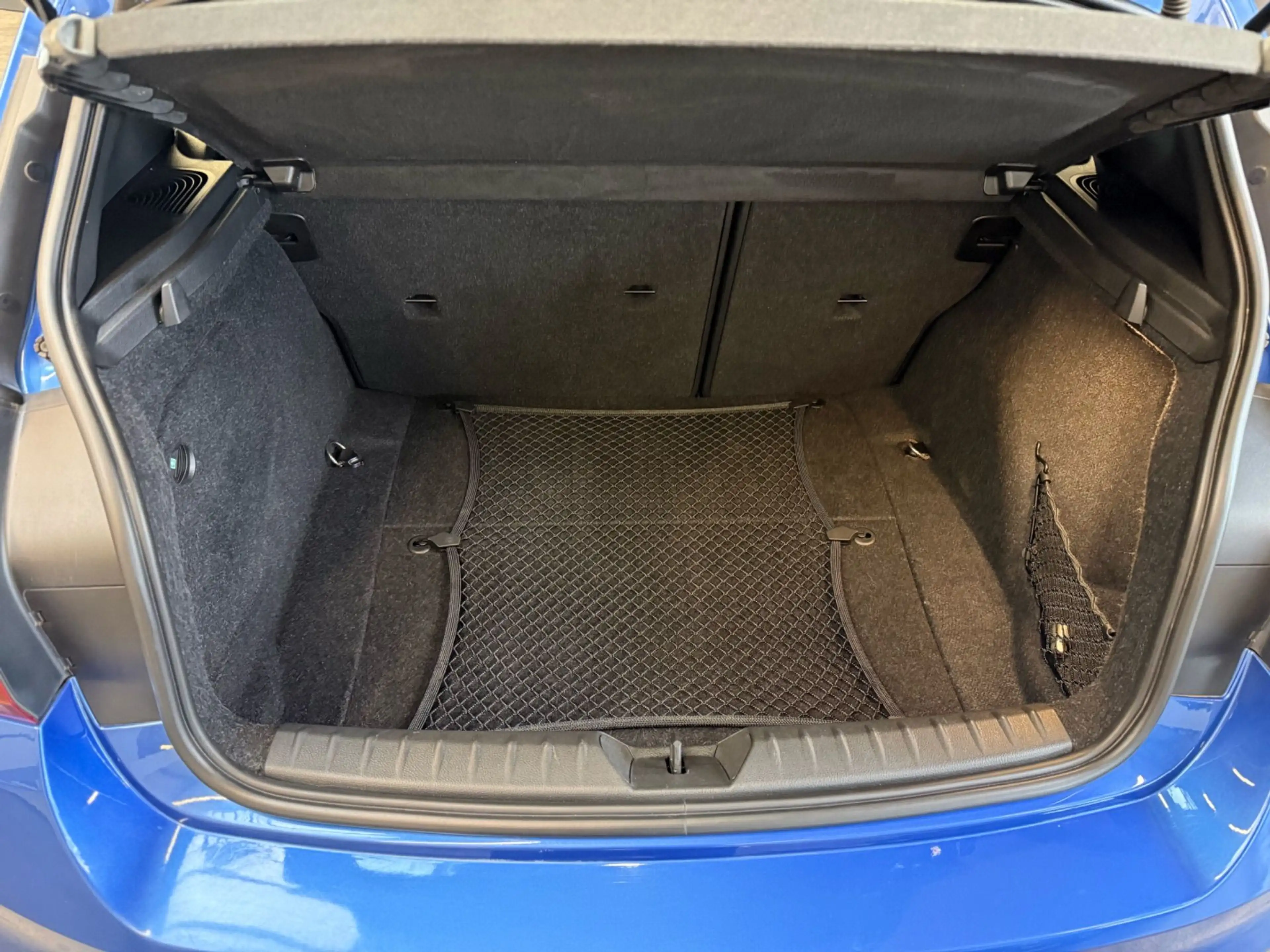 BMW 118 d M Sport LED/AHK/Navi/Schiebedach/SHZ — photo 15