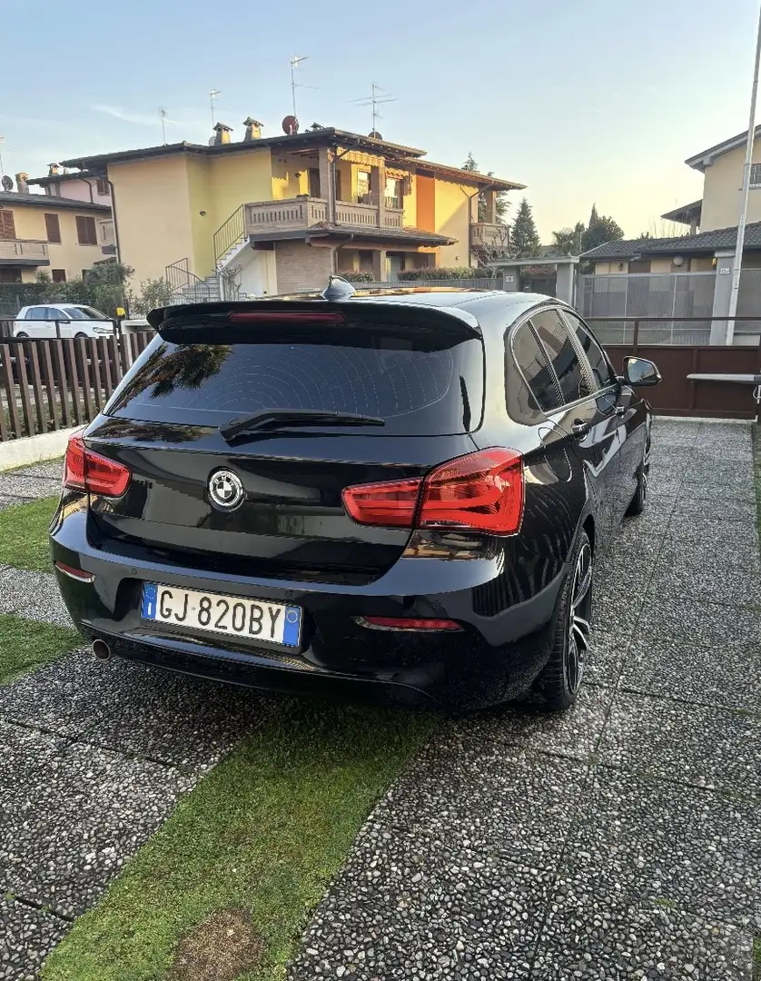 BMW 114 114d Advantage 5p - 2