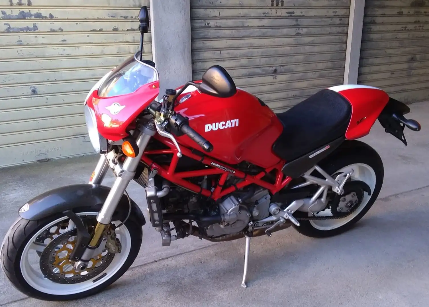 Ducati Monster S4R crvena - 2