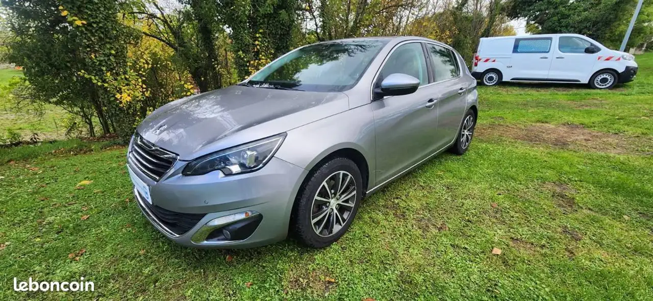 Peugeot 308 II 1.6 THP 125ch Allure 5p RÃ©visÃ© \u00