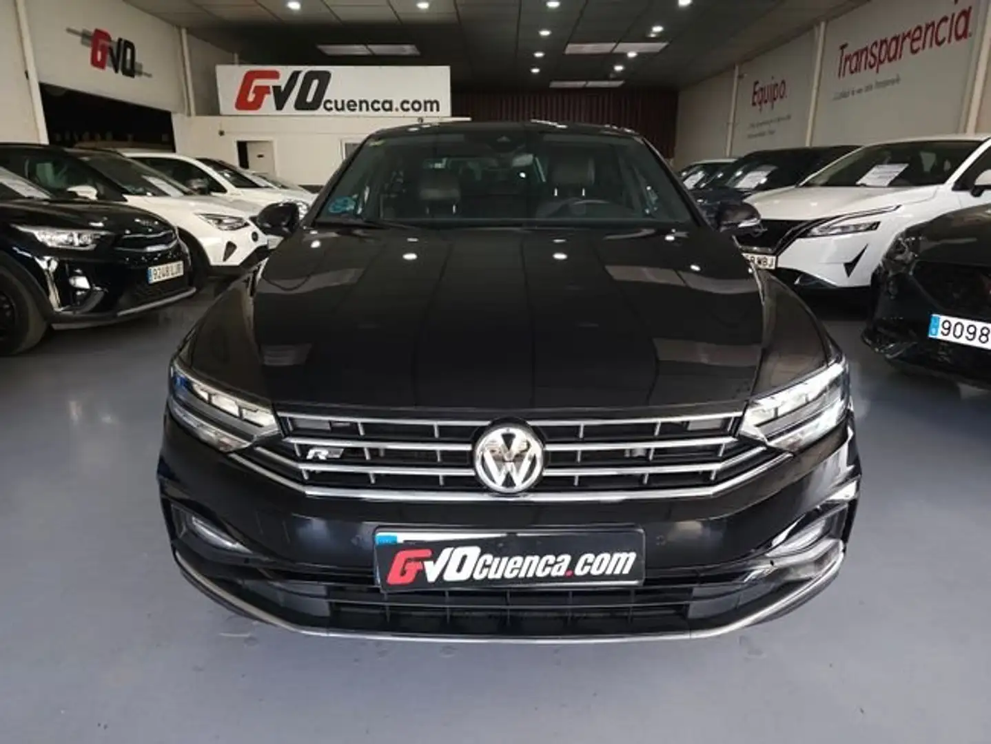 Volkswagen Passat 2.0TDI R-Line 110kW Negro - 2