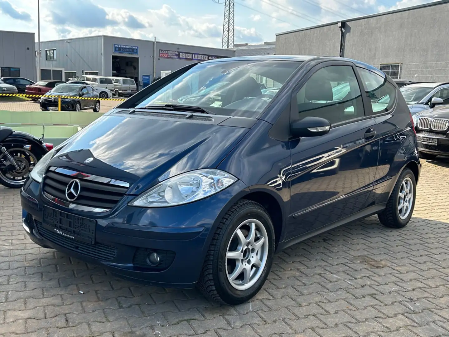 Mercedes-Benz A 180 CDI TÜV neu Klima 8fach bereift Scheckheft Blau - 1