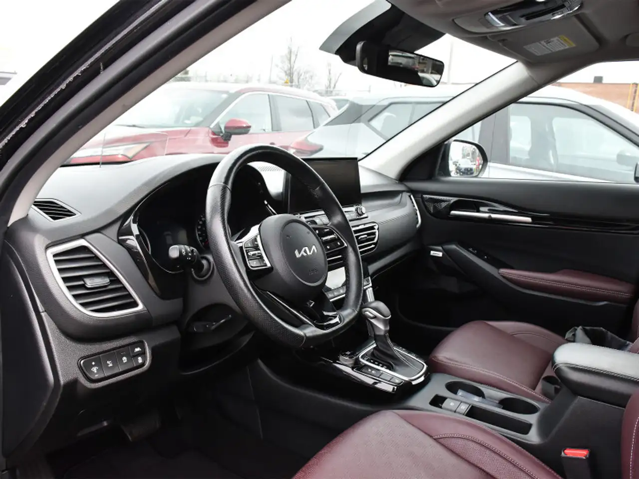 Kia Seltos снимка Kia Seltos