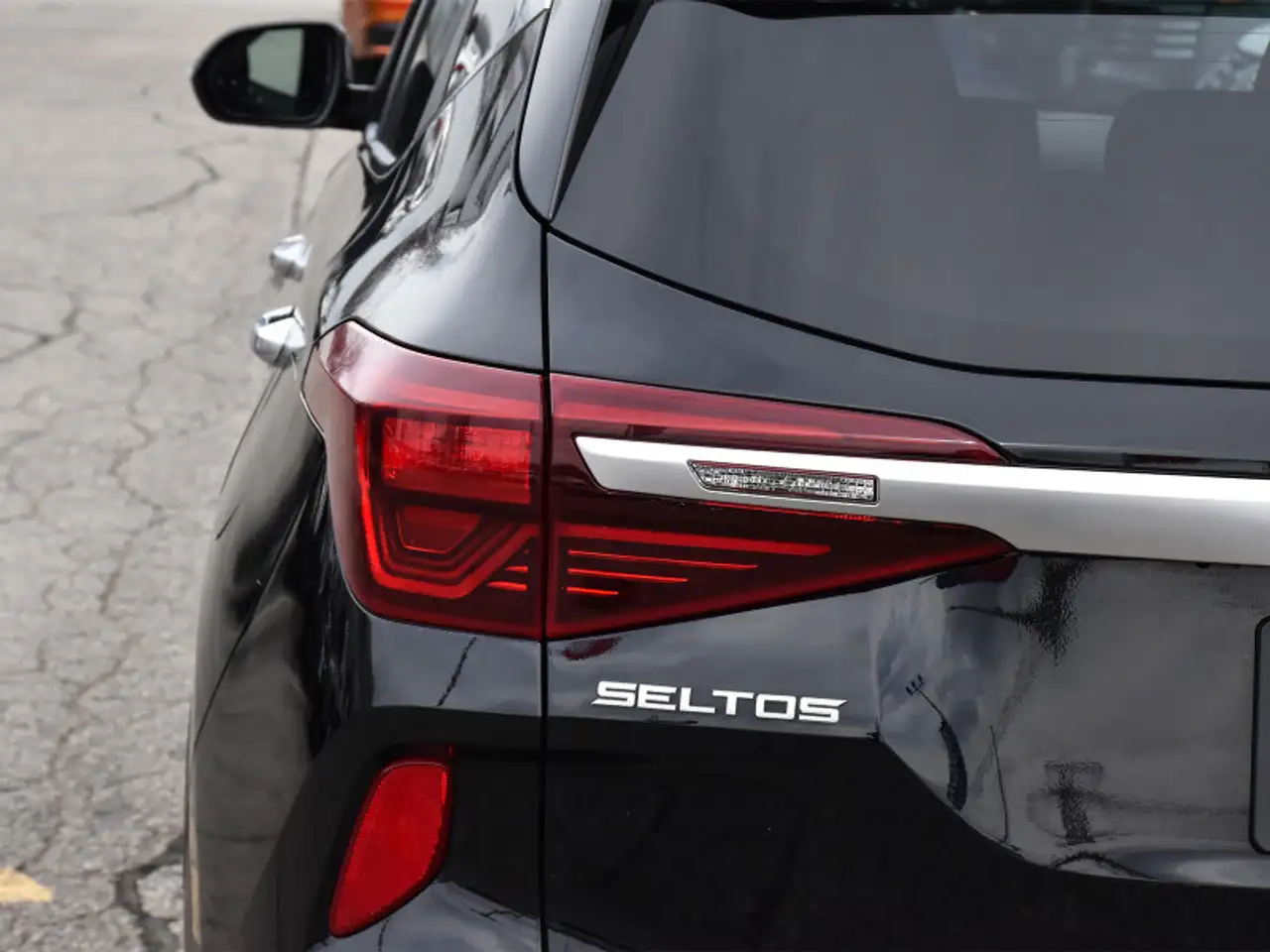 Kia Seltos снимка Kia Seltos