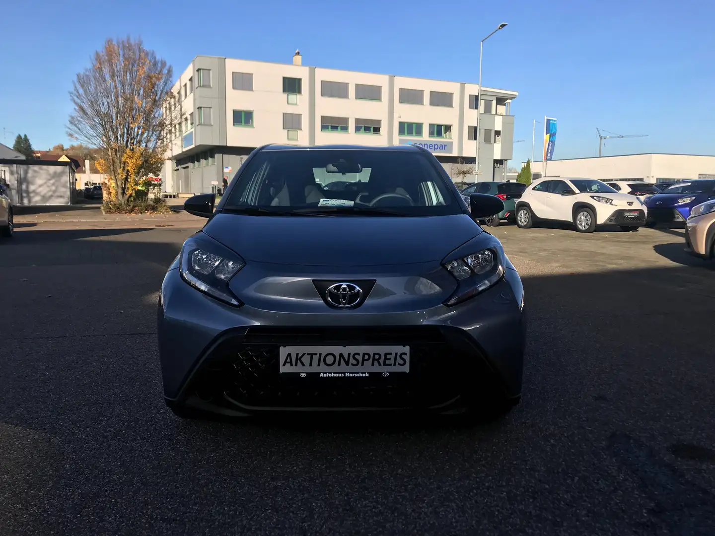 Toyota Aygo Business Edition Grau - 2