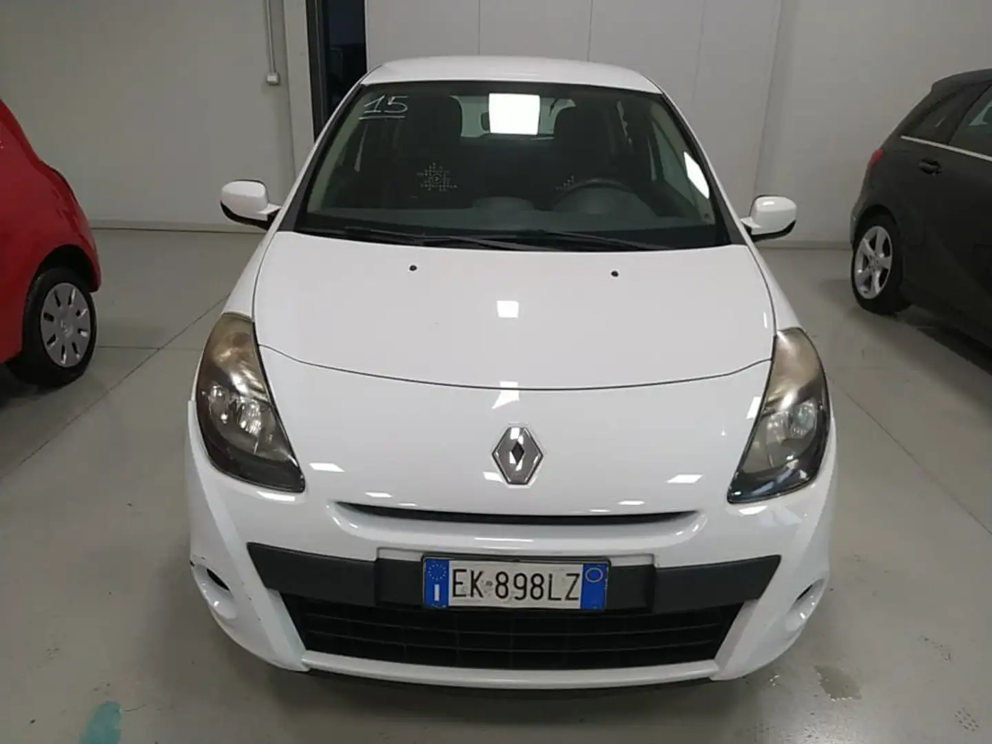 Renault Clio 3p 1.2 16v Dynamique Gpl NEOPATENTATI Beyaz - 2