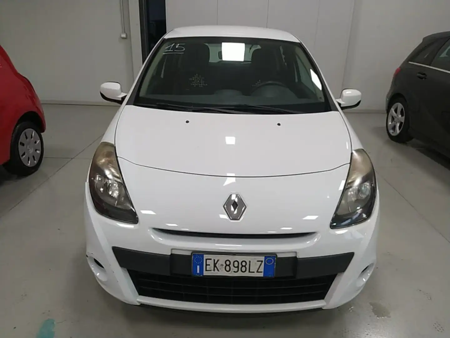 Renault Clio 3p 1.2 16v Dynamique Gpl NEOPATENTATI Fehér - 2