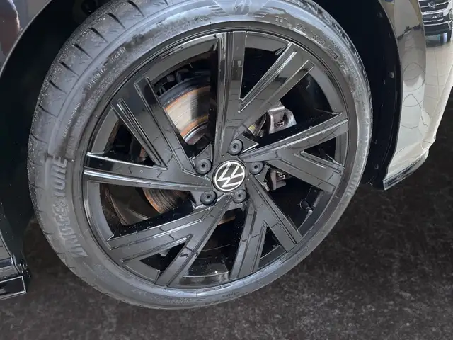 Volkswagen Golf view 15