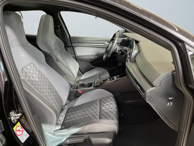 Volkswagen Golf view 10