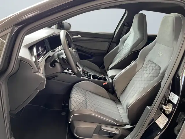 Volkswagen Golf view 7
