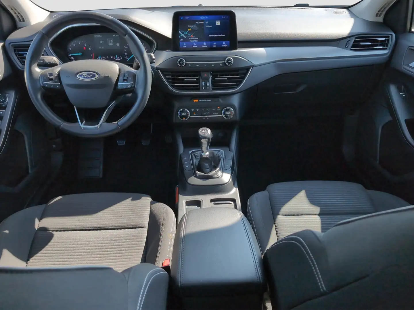 Ford Focus 1.0 EcoB 125PK Titanium | Trekhaak | Cruise Contro Wit - 2