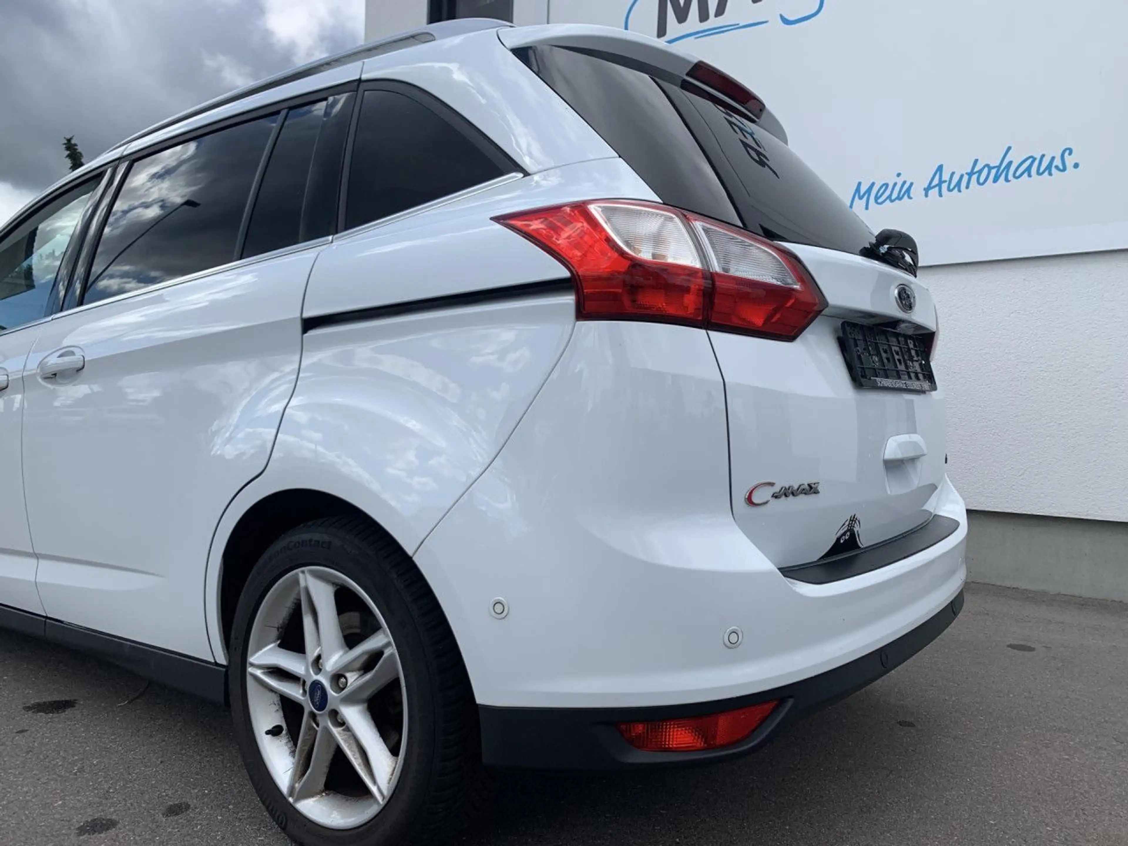 Ford Grand C-Max 1,5 Automatik Navi 7-Sitzer Panorama — photo 15