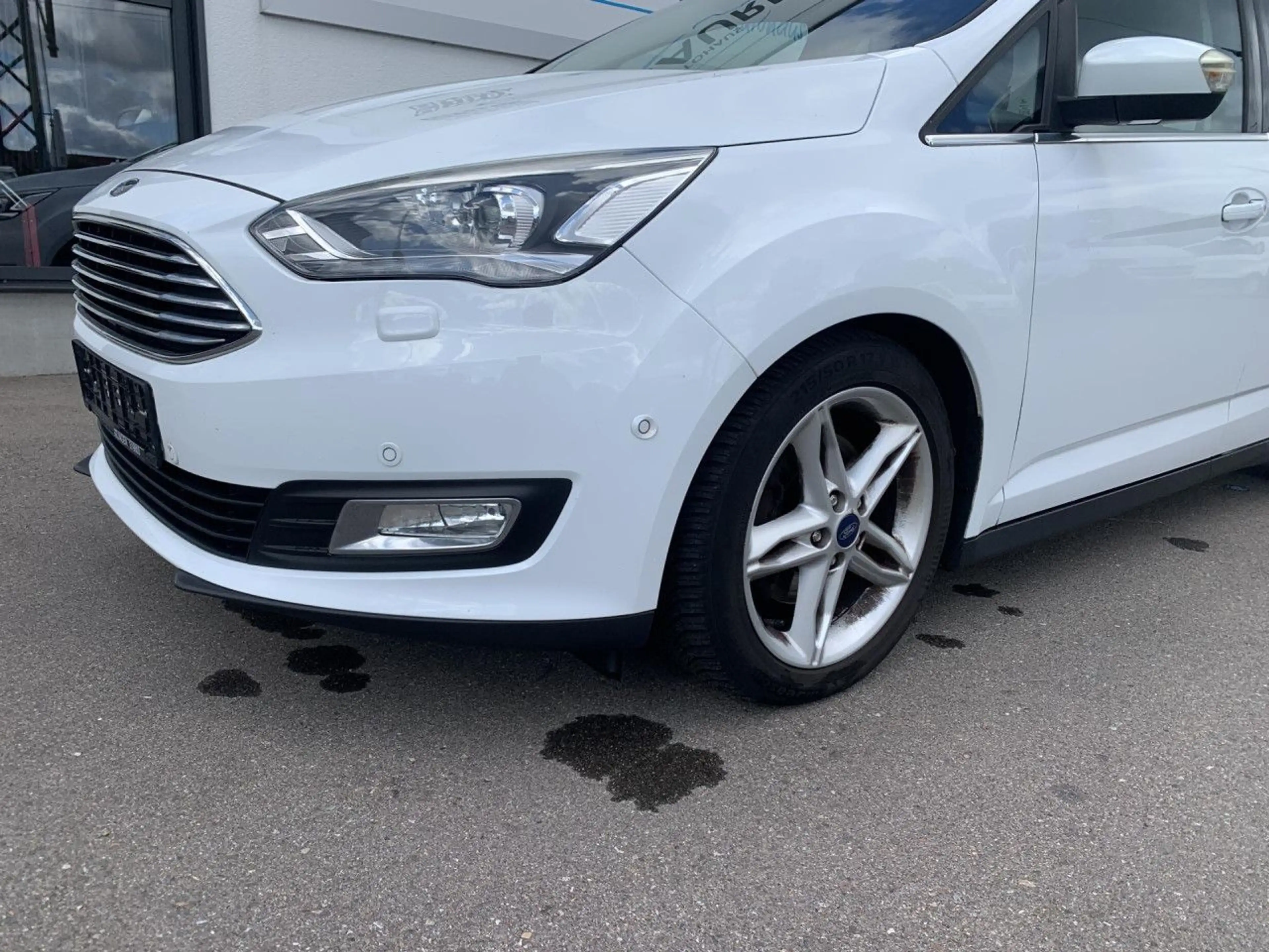 Ford Grand C-Max 1,5 Automatik Navi 7-Sitzer Panorama — photo 3