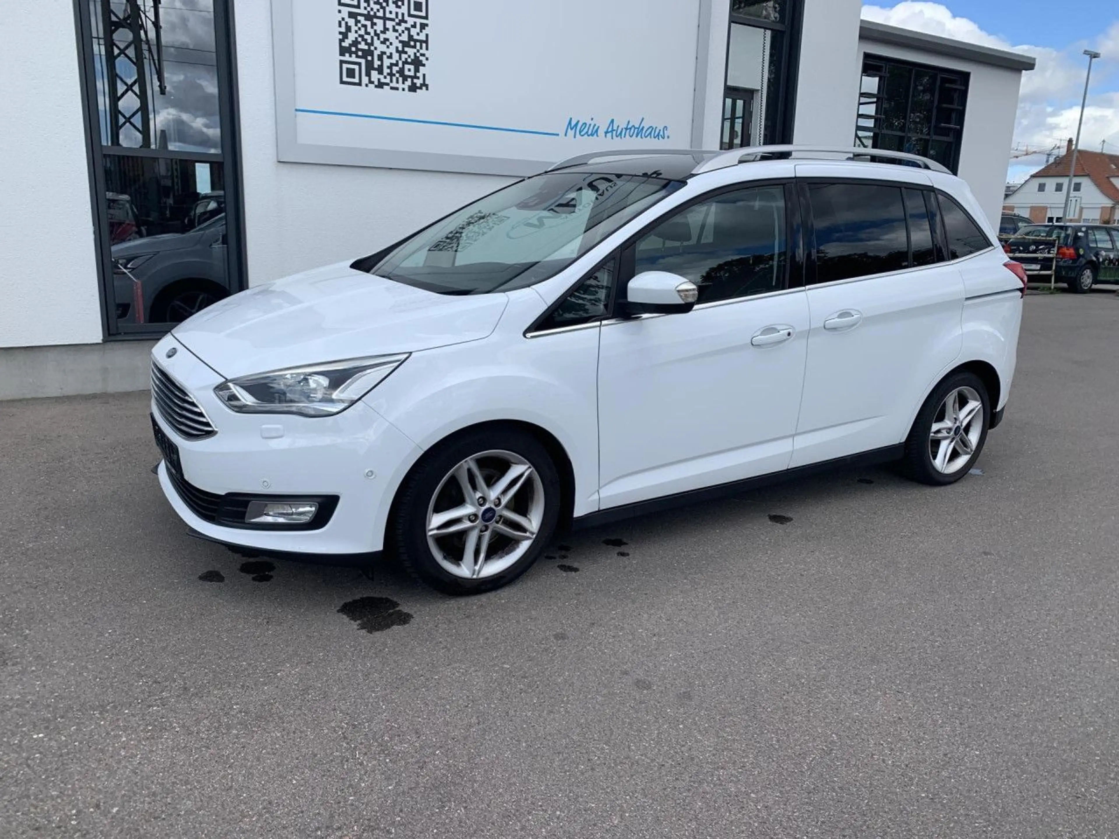 Ford Grand C-Max 1,5 Automatik Navi 7-Sitzer Panorama — photo 2