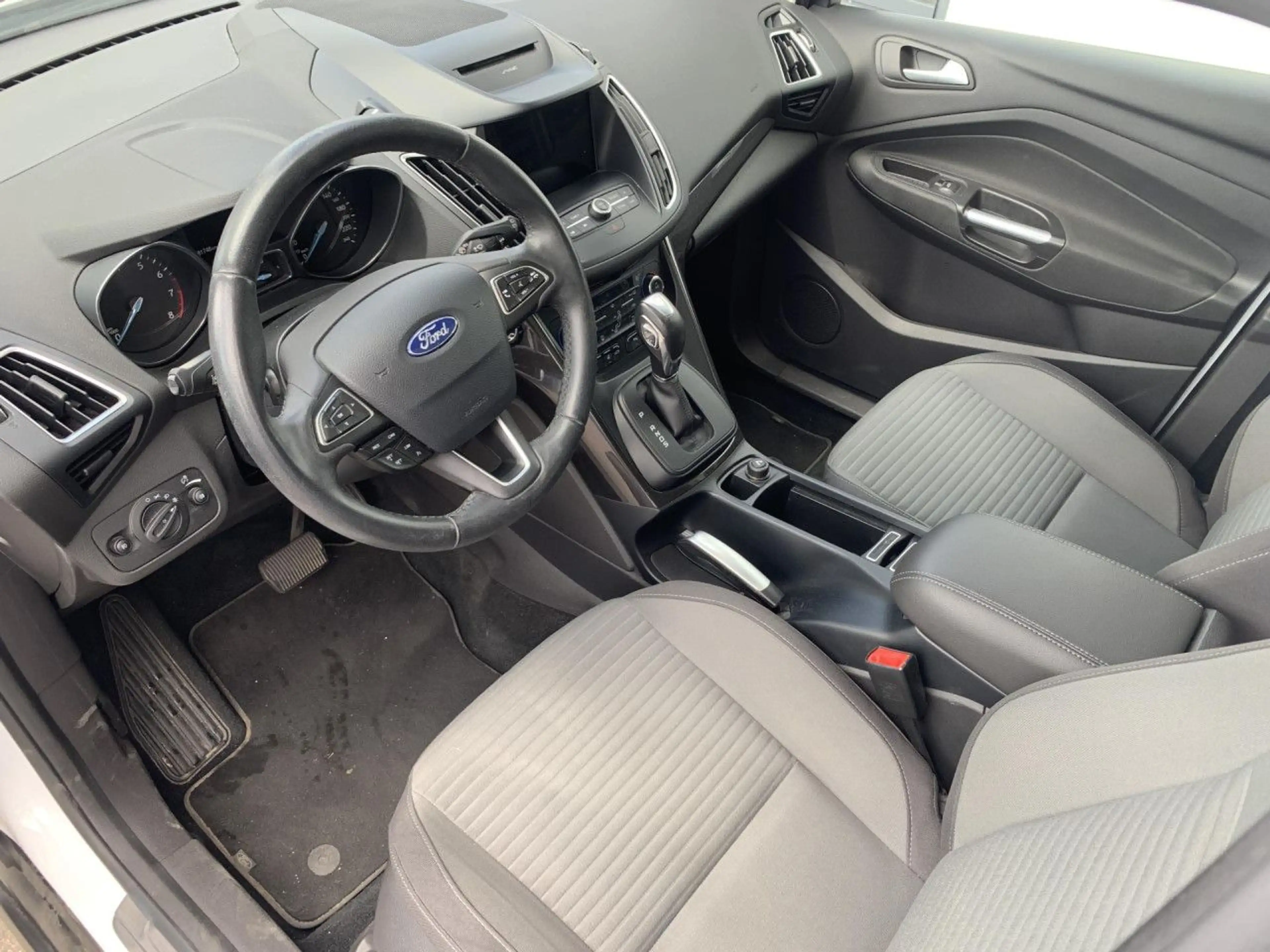 Ford Grand C-Max 1,5 Automatik Navi 7-Sitzer Panorama — photo 9