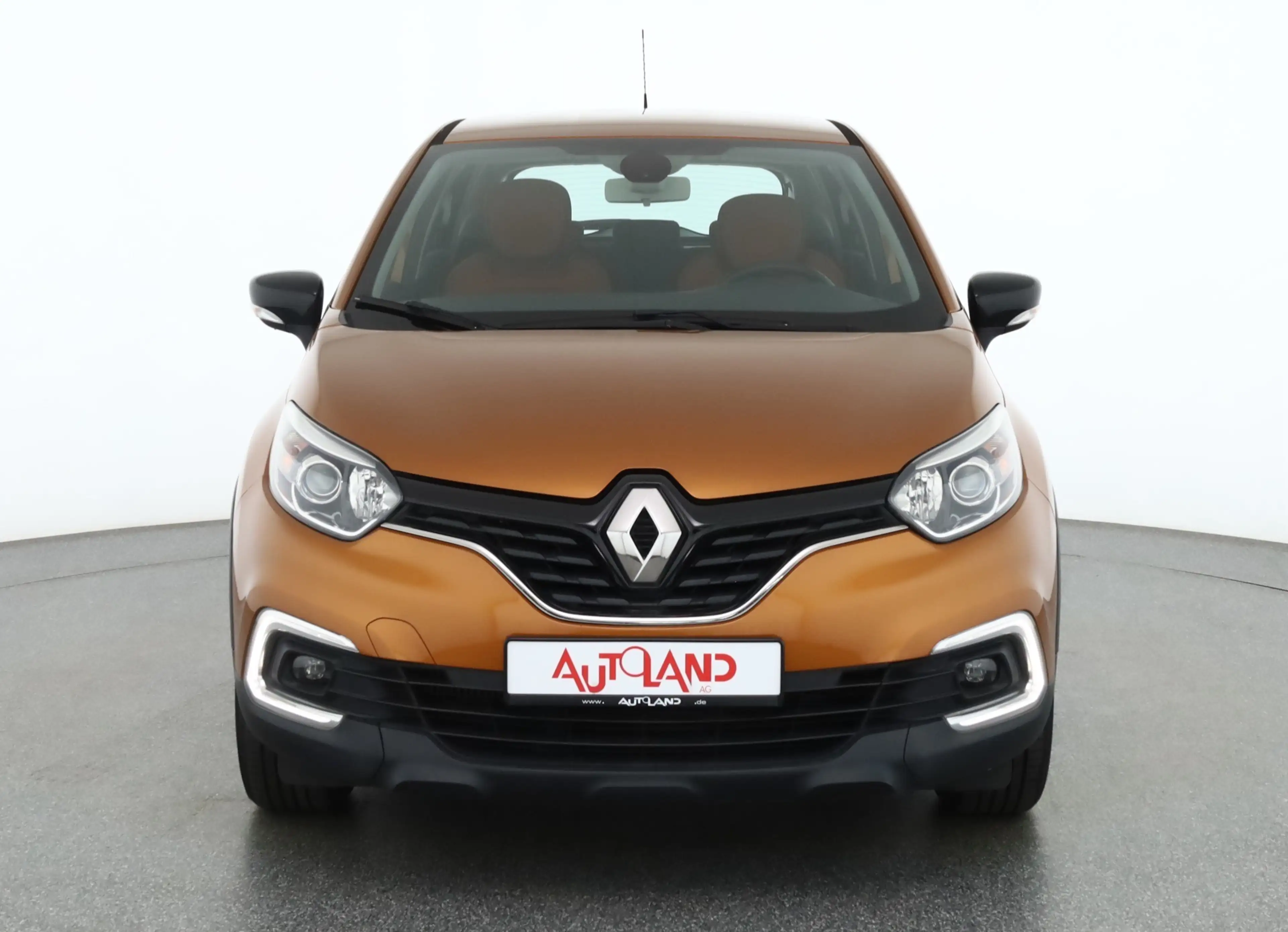 Renault Captur 1.2 TCE Crossborder — photo 9