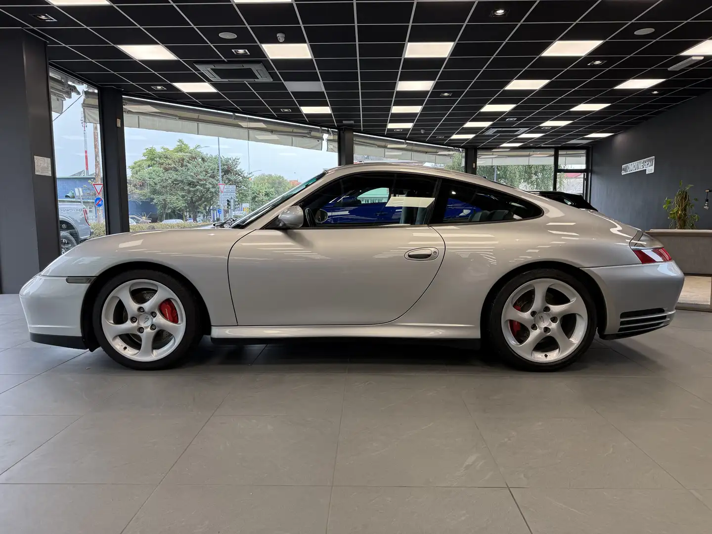 Porsche 911 996 Coupe 3.6 Carrera 4S Silber - 2