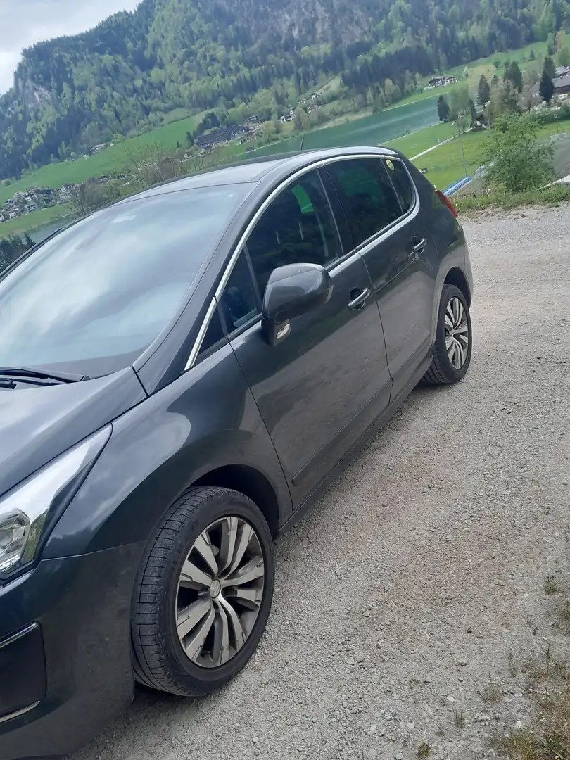 Peugeot 3008 3008 1,6 BlueHDi 120 S Grau - 2