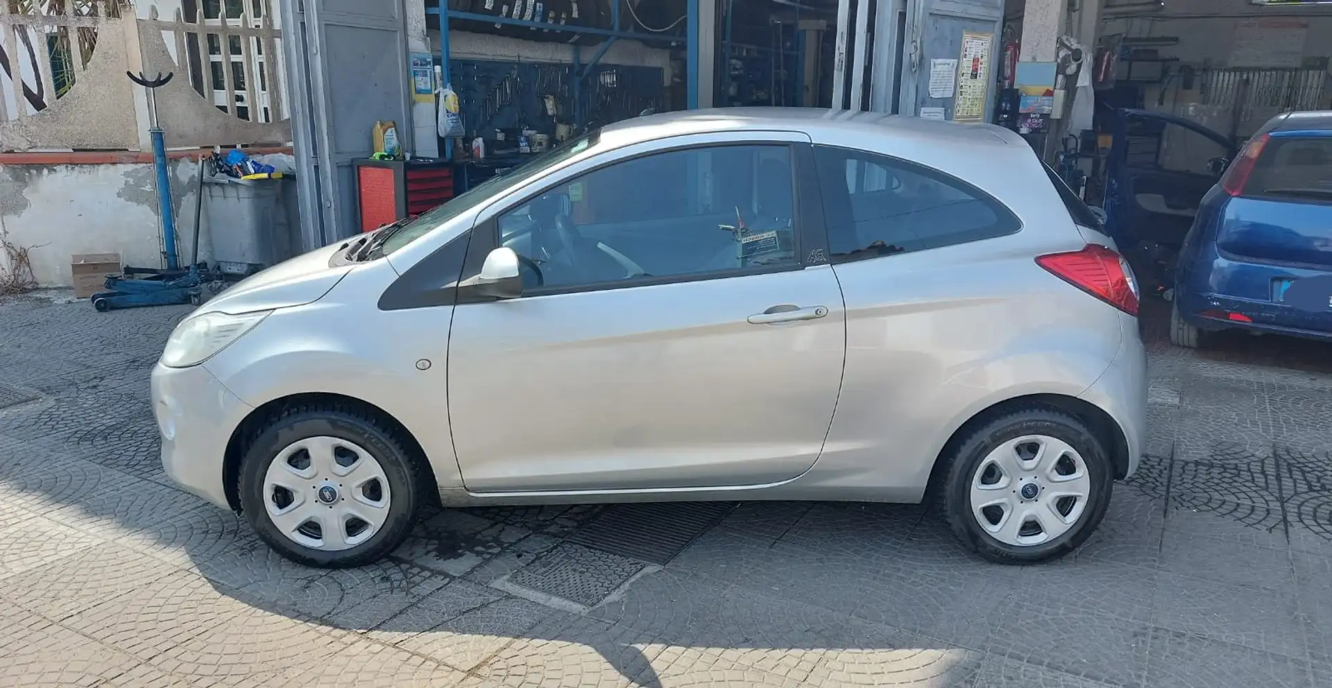 Ford Ka/Ka+ Ka 1.2 + c/esp,tcs 69cv E5 Grigio - 2