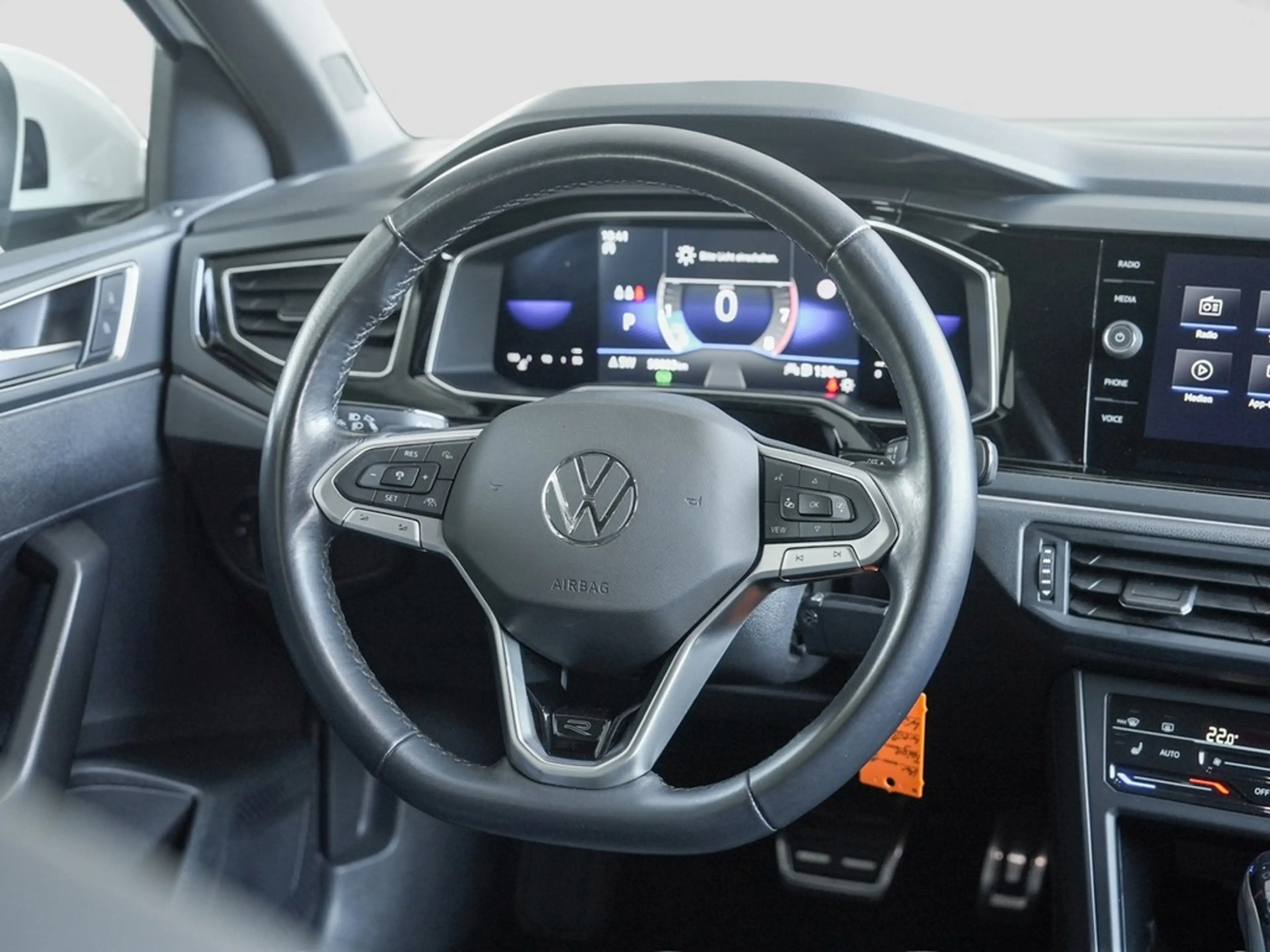 Volkswagen Taigo 1,5 TSI R-Line DSG,Matrix-LED,ALU 18",Kamera Cl... — photo 12