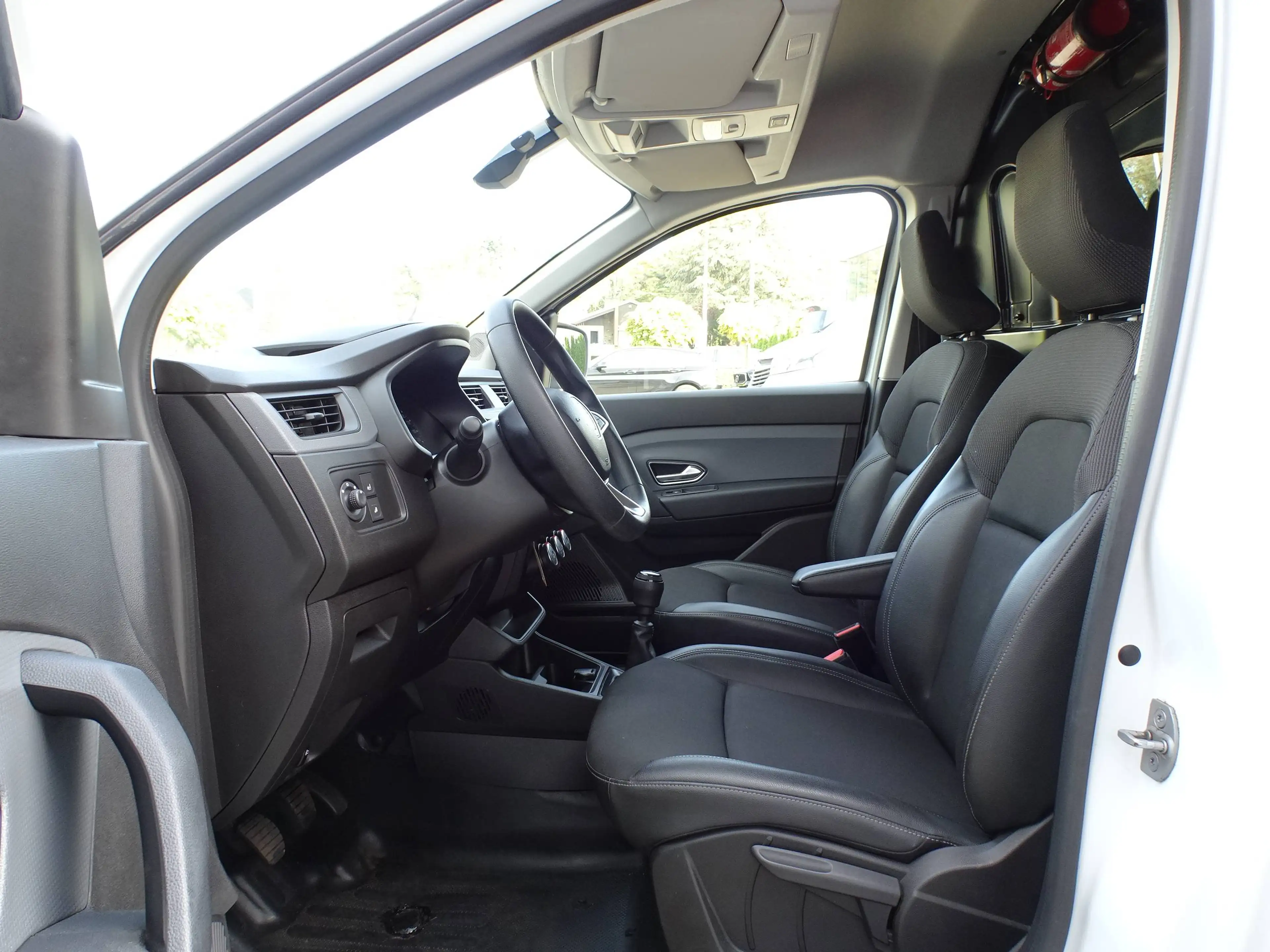 Renault Kangoo 1.5BluedCi Confort CARPLAY,NAVI,CAMERA,CRUISE,PDC,SCHUIFDEUR,AIRCO,DAB,BLUETH  12.149+BTW — photo 10